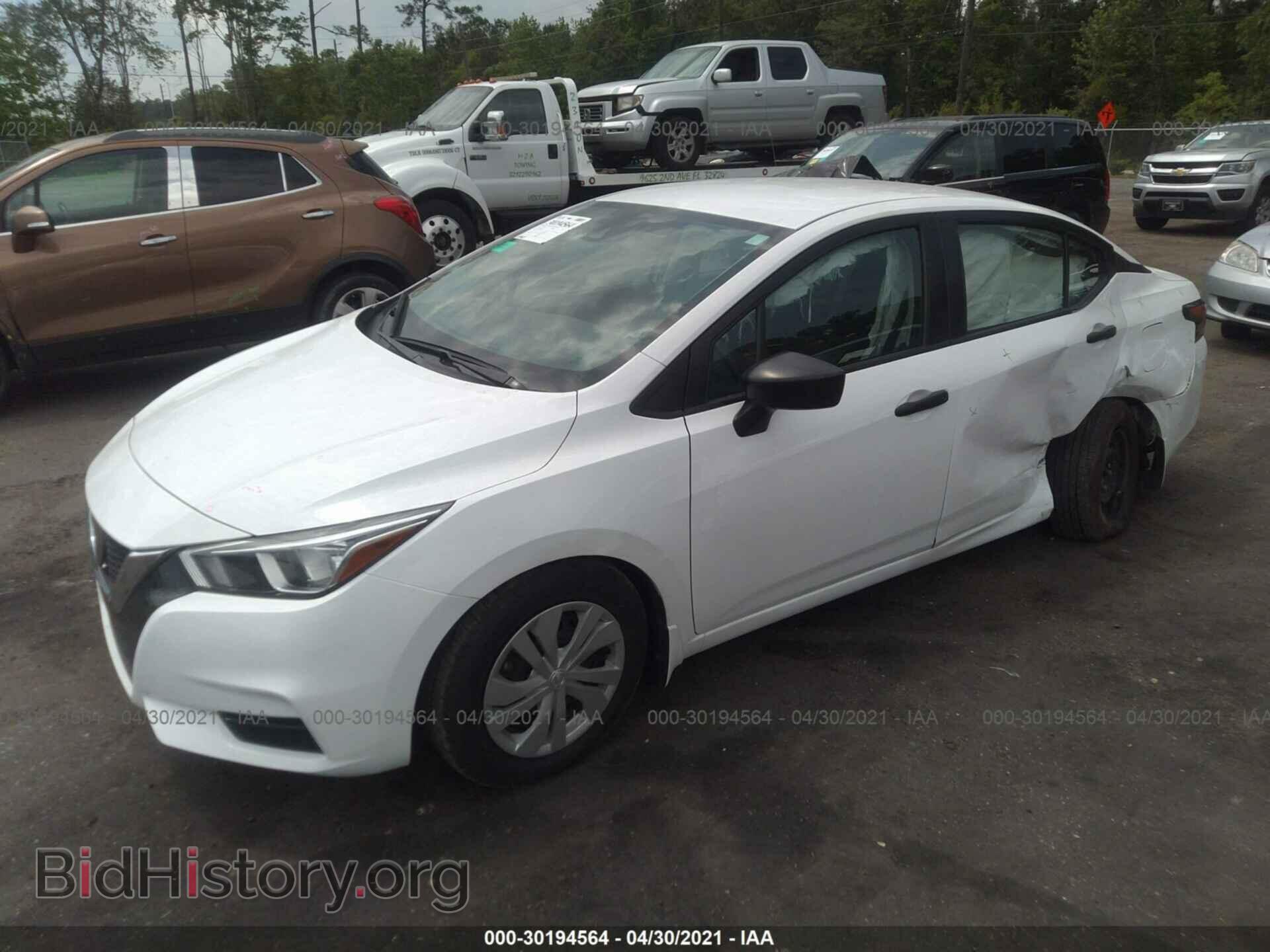 2020 NISSAN VERSA - VIN: 3N1CN8DV0LL807633 - Фото 2