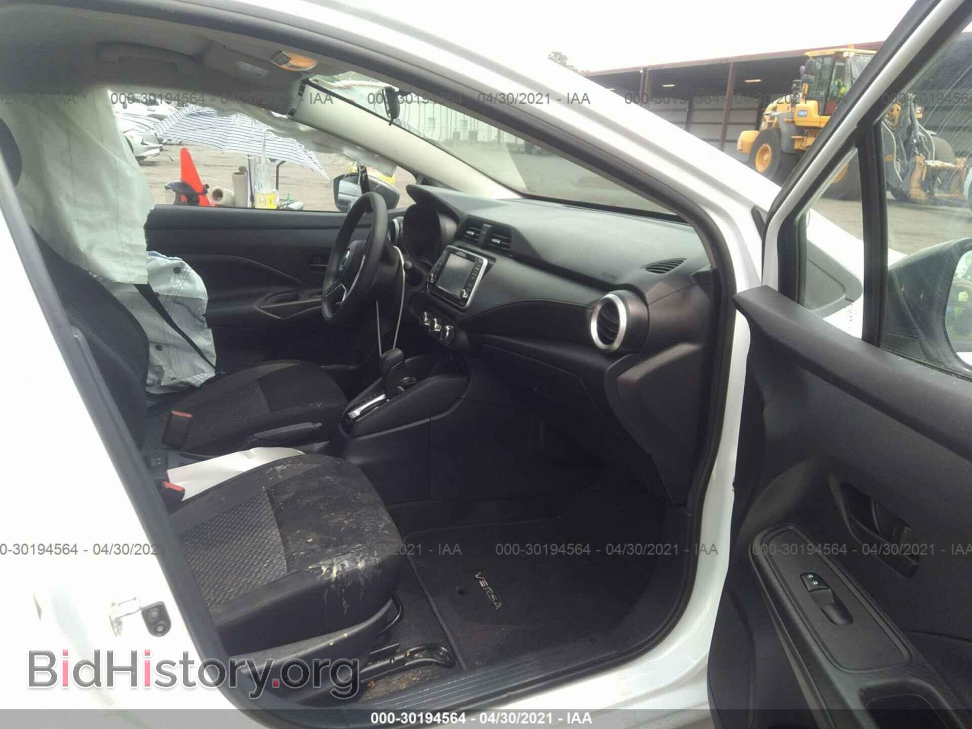 2020 NISSAN VERSA - VIN: 3N1CN8DV0LL807633 - Фото 5