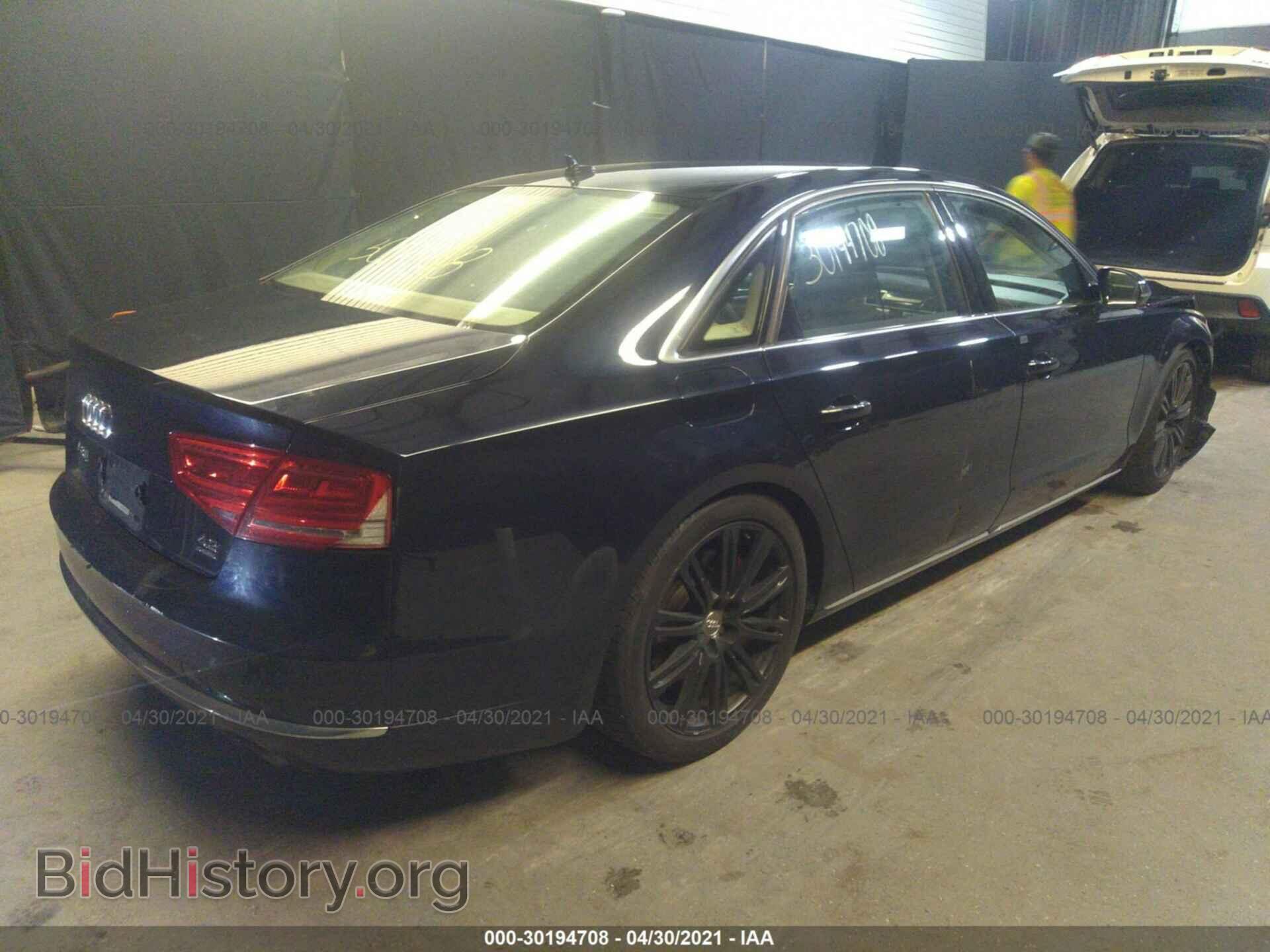 2012 AUDI A8 L - VIN: WAURVAFD2CN003575 - Фото 4