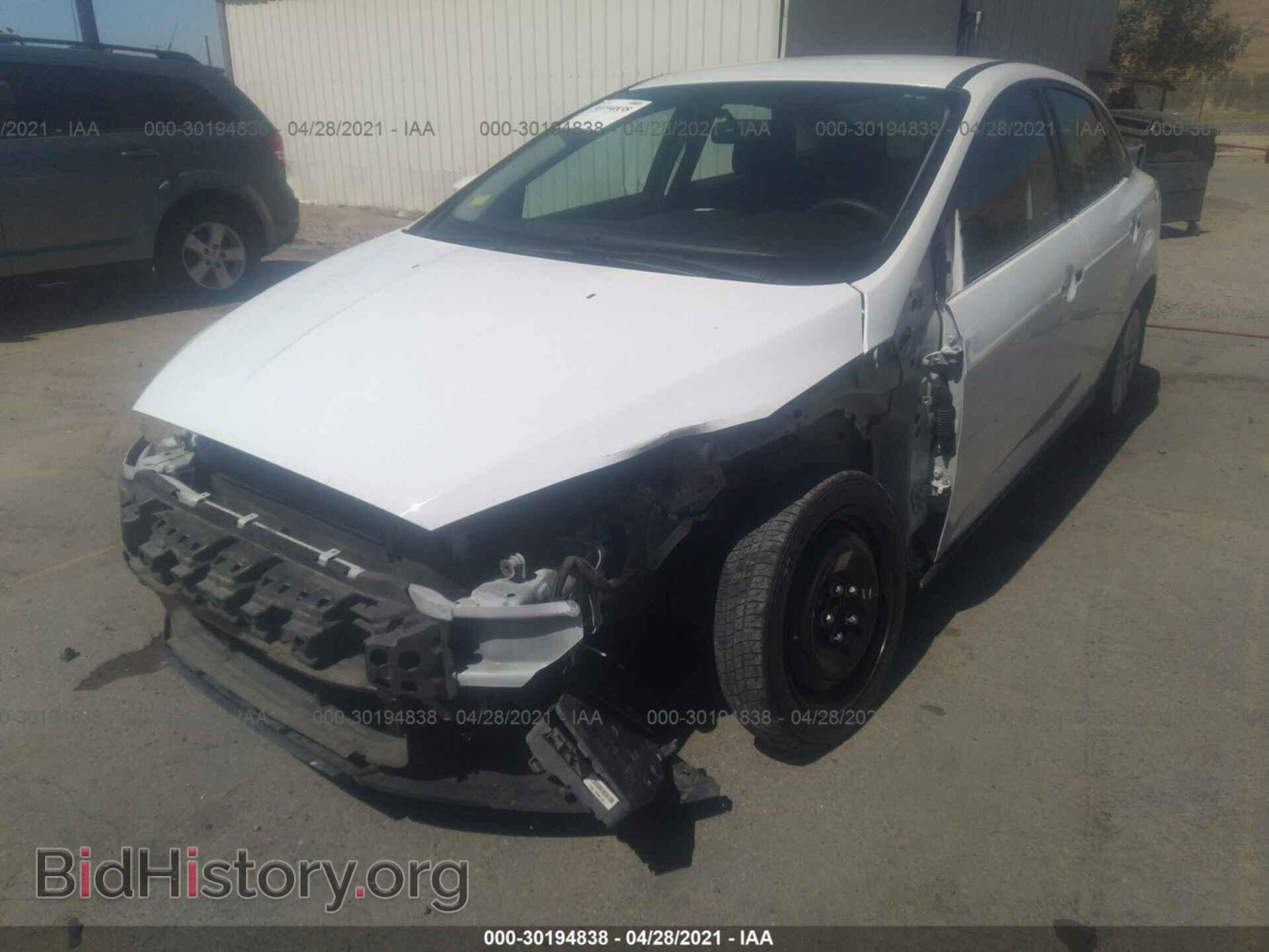2015 FORD FOCUS - VIN: 1FADP3F27FL369412 - Фото 2
