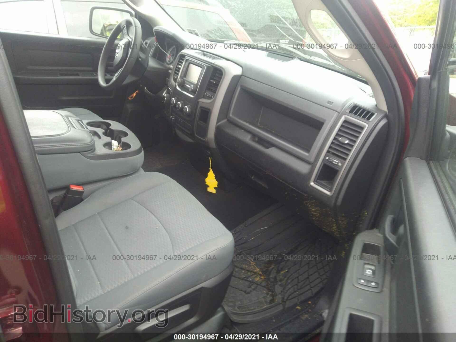 2019 RAM 1500 CLASSIC - VIN: 1C6RR7FG5KS616110 - Фото 5