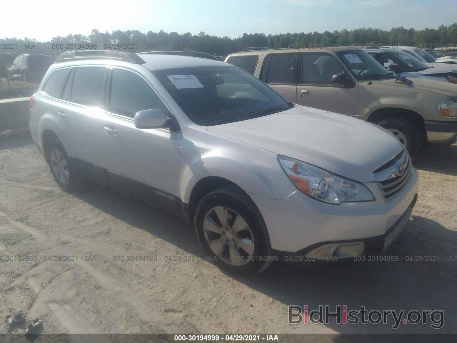 Photo 4S4BRCCC2A3385630 - SUBARU OUTBACK 2010