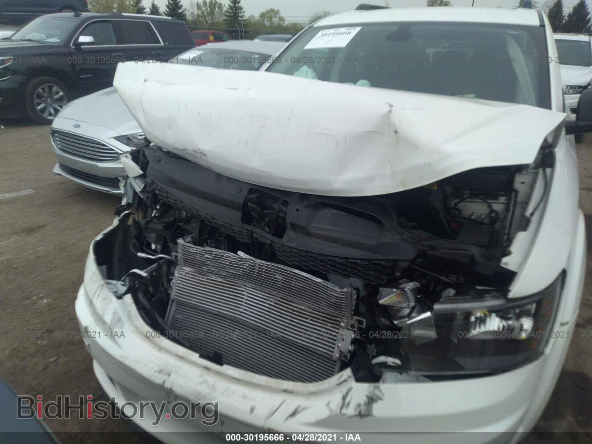2020 DODGE JOURNEY - VIN: 3C4PDCAB8LT274414 - Фото 6
