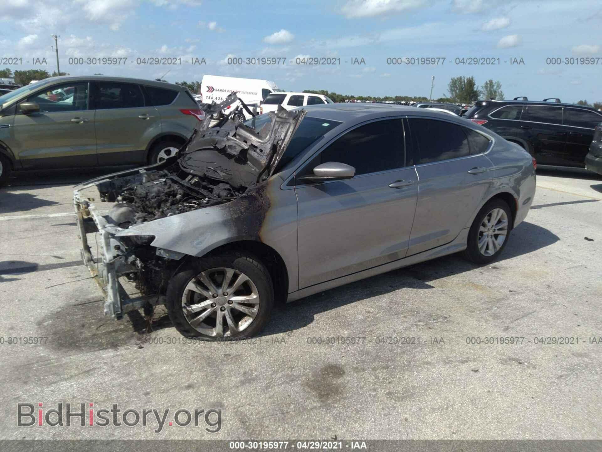 2016 CHRYSLER 200 - VIN: 1C3CCCAB2GN123676 - Фото 2