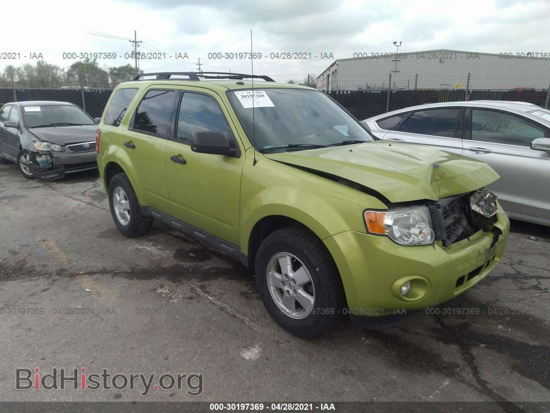Фотография 1FMCU0DG2CKA23292 - FORD ESCAPE 2012