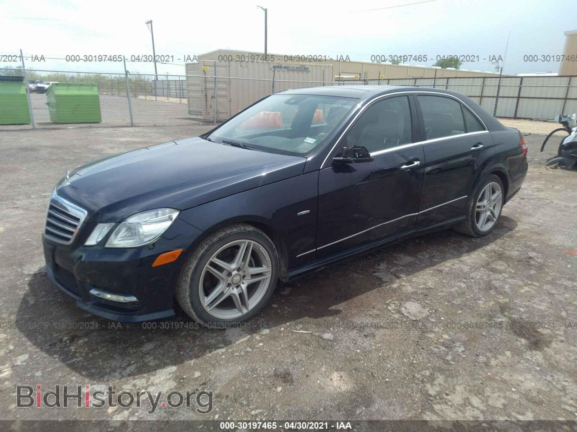 2012 MERCEDES-BENZ E-CLASS - VIN: WDDHF5KB2CA525966 - Фото 2