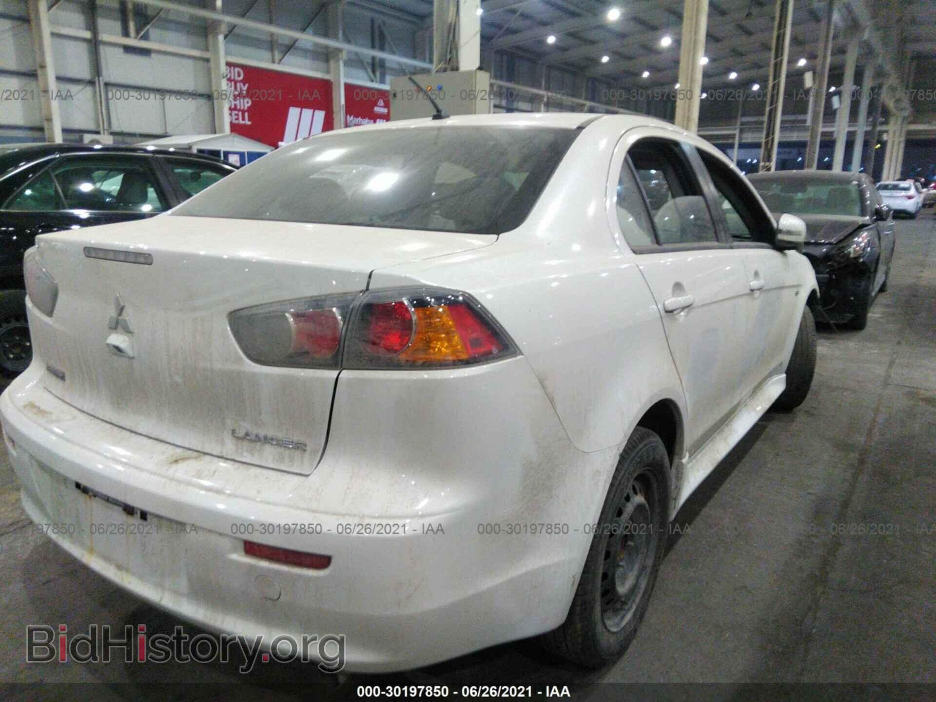 2017 MITSUBISHI LANCER - VIN: JA32U2FU9HU603583 - Фото 4