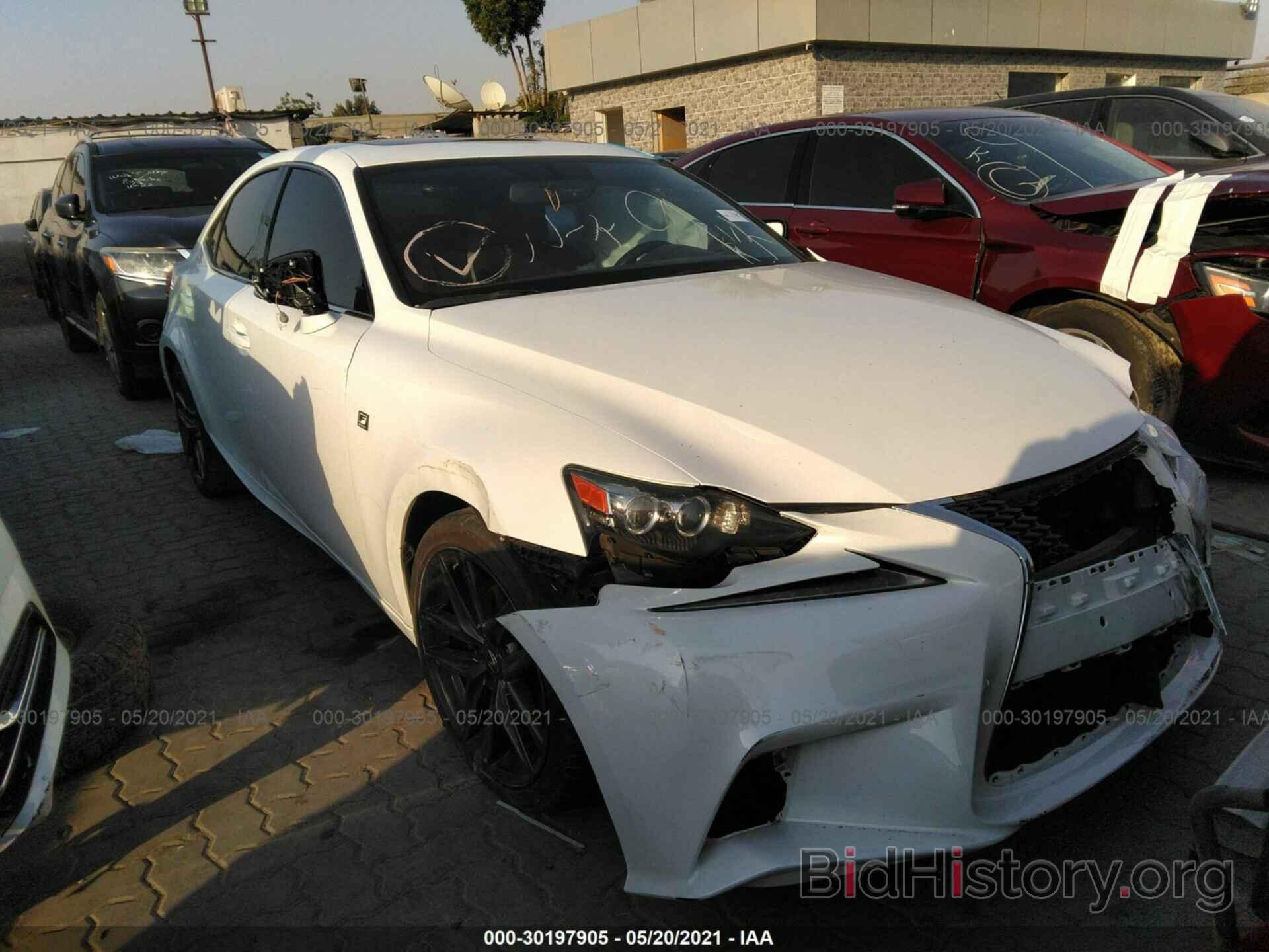 Photo 00000000000070029 - LEXUS IS 250 2015