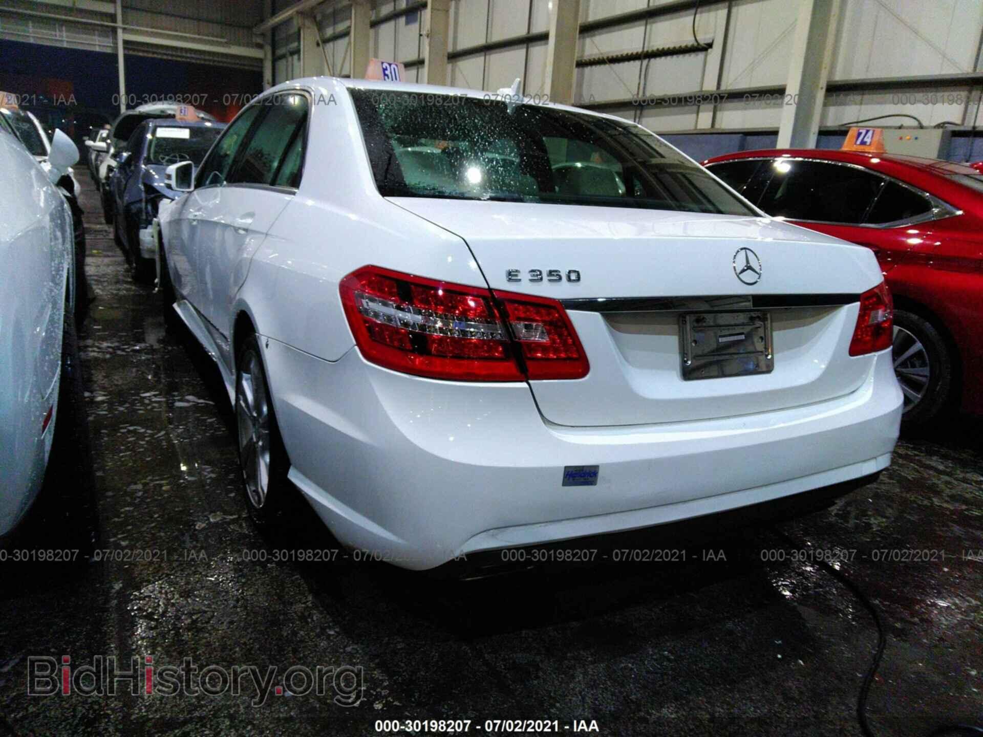 2013 MERCEDES-BENZ E-CLASS - VIN: WDDHF5KBXDA722109 - Фото 3