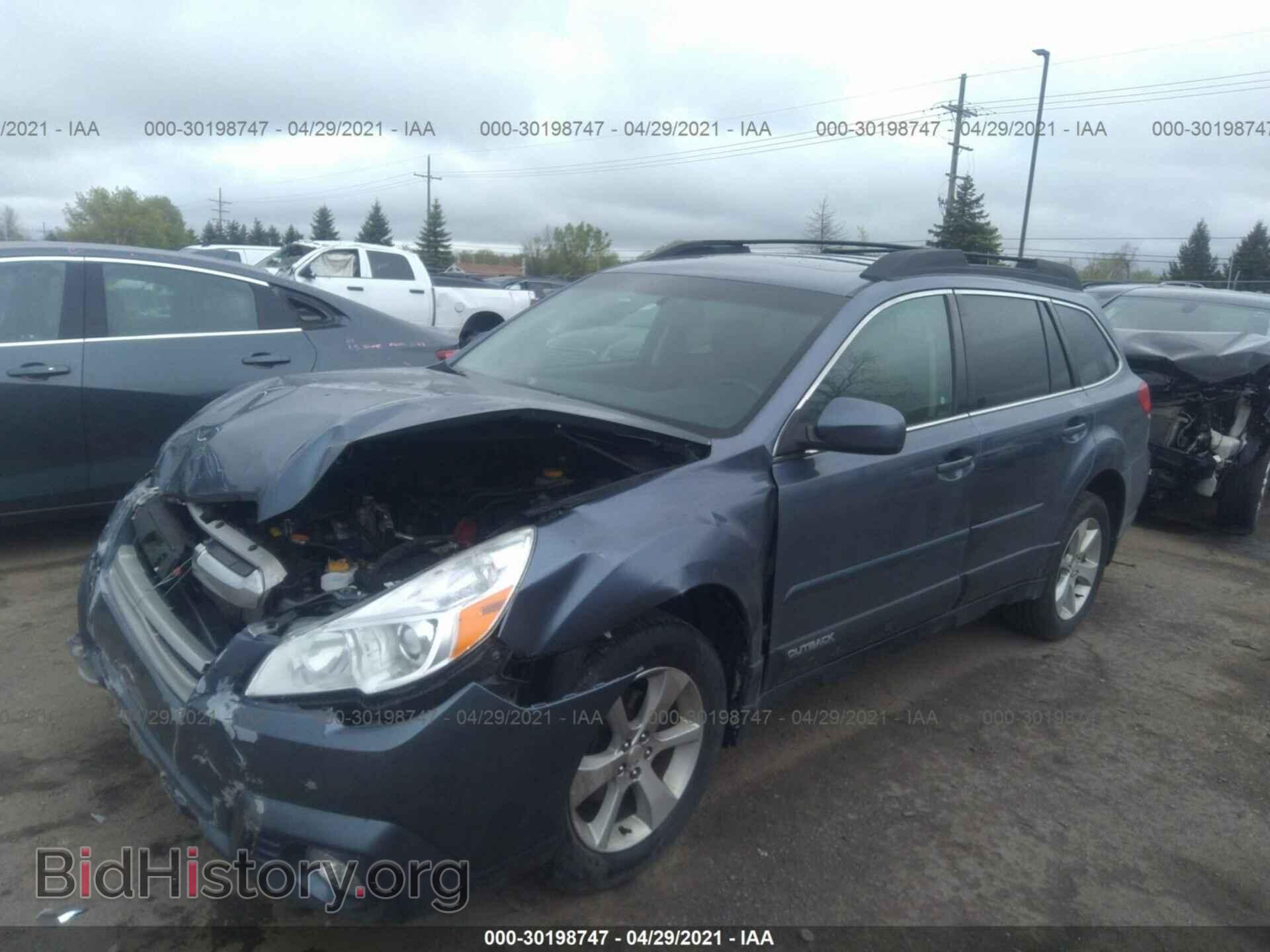 2014 SUBARU OUTBACK - VIN: 4S4BRBLC0E3322896 - Фото 2