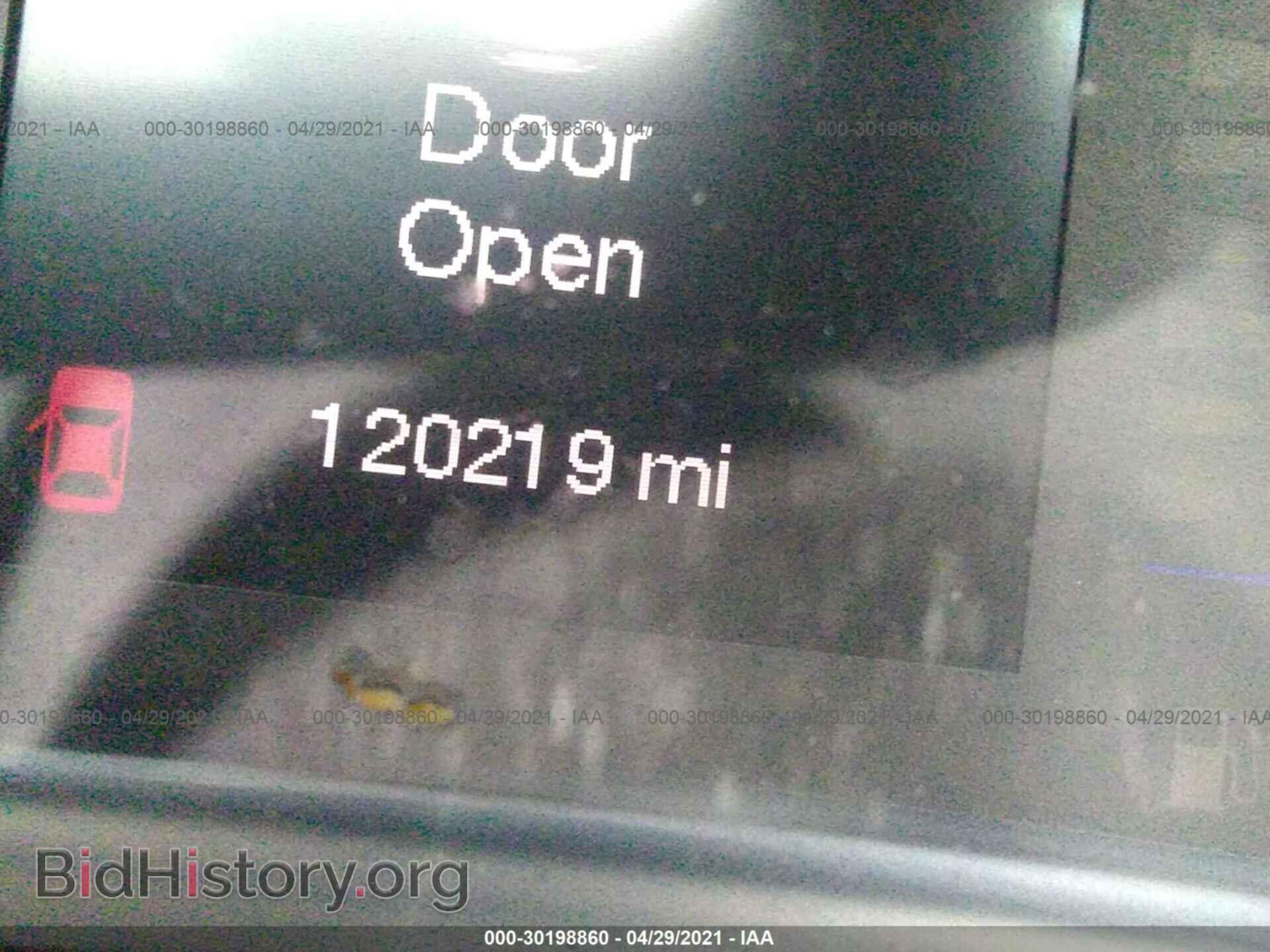 2015 CHRYSLER 200 - VIN: 1C3CCCAB2FN690470 - Фото 7
