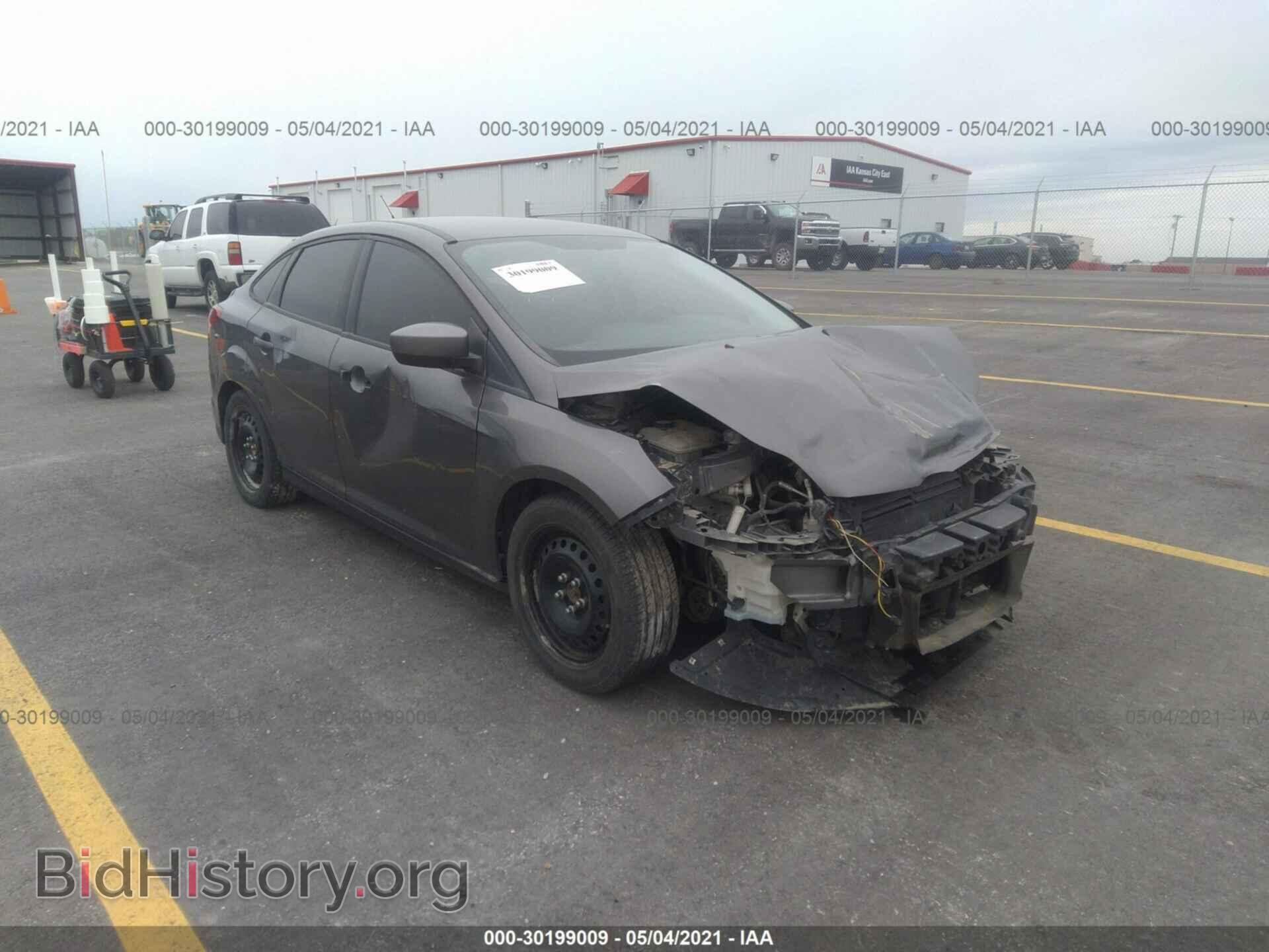 Фотография 1FAHP3F24CL347560 - FORD FOCUS 2012
