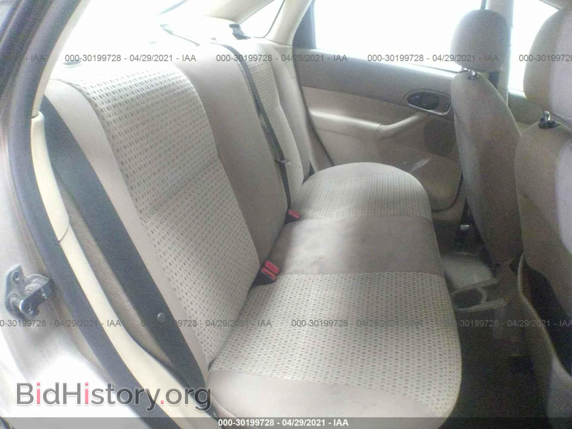 2007 FORD FOCUS - VIN: 1FAFP34N97W297960 - Фото 8