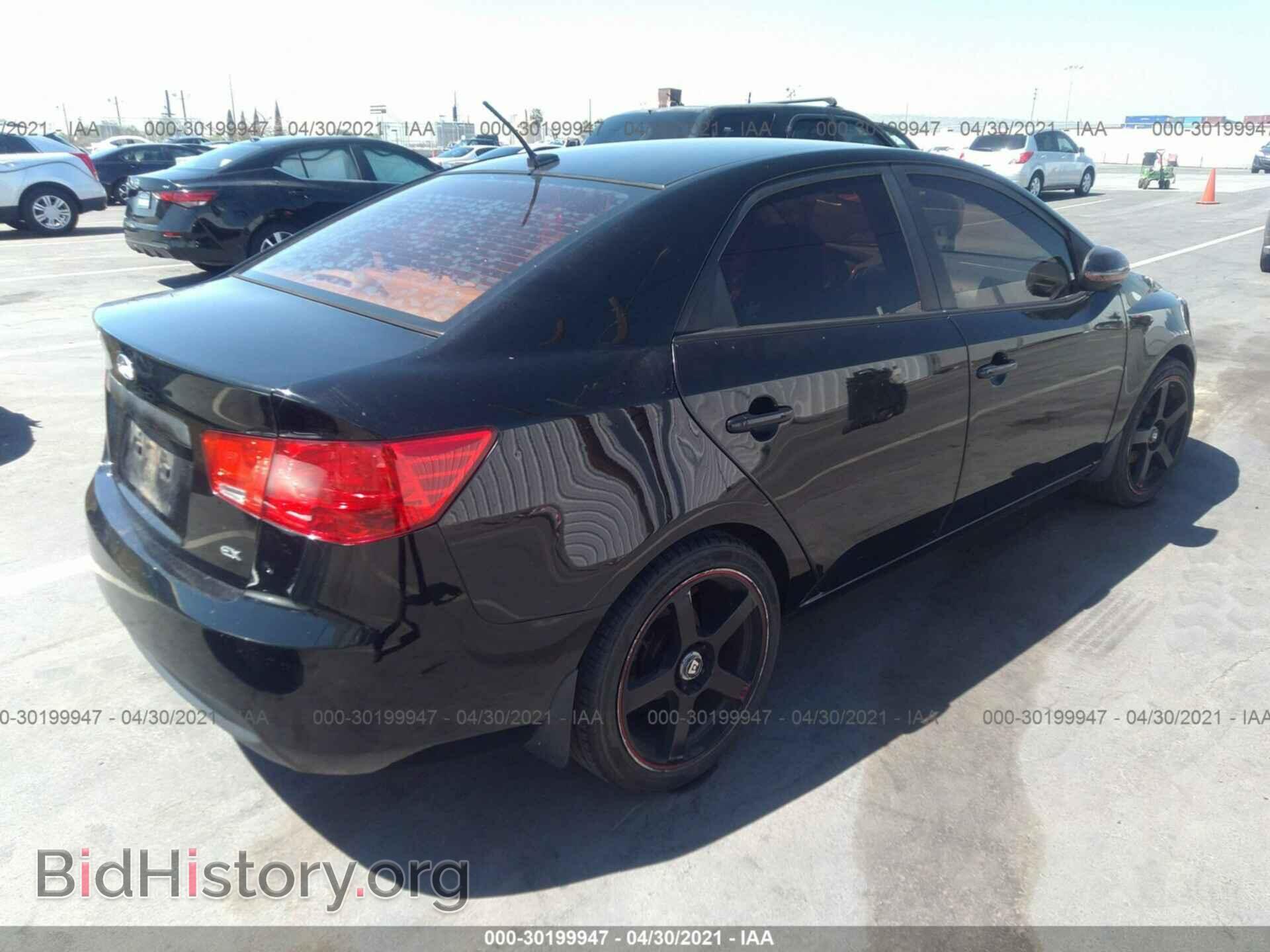 2013 KIA FORTE - VIN: KNAFU4A29D5692299 - Фото 4