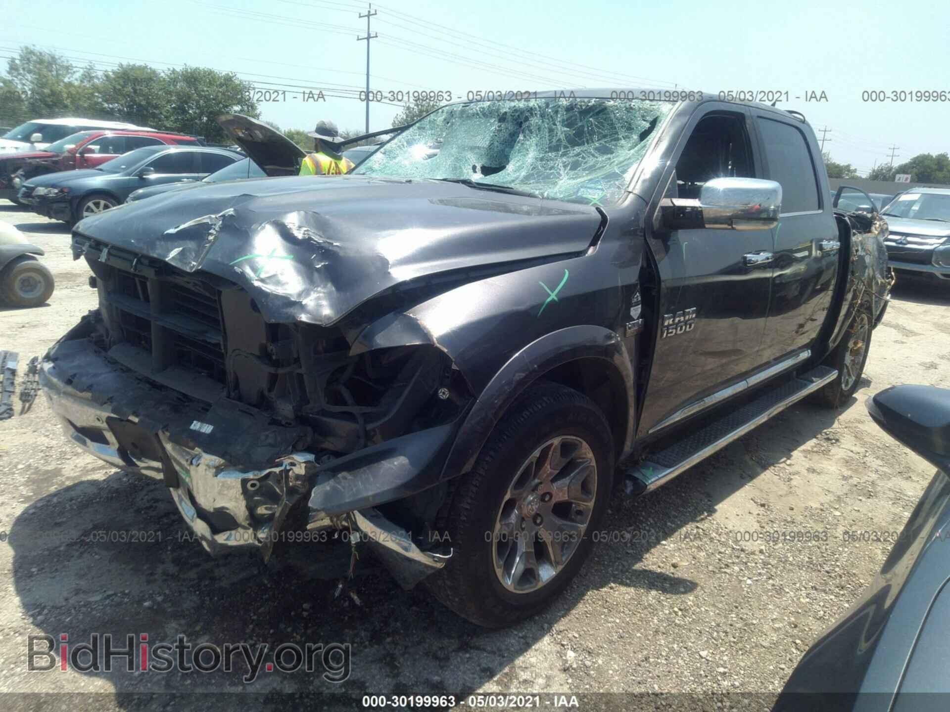 2017 RAM 1500 - VIN: 1C6RR6PTXHS723460 - Фото 2