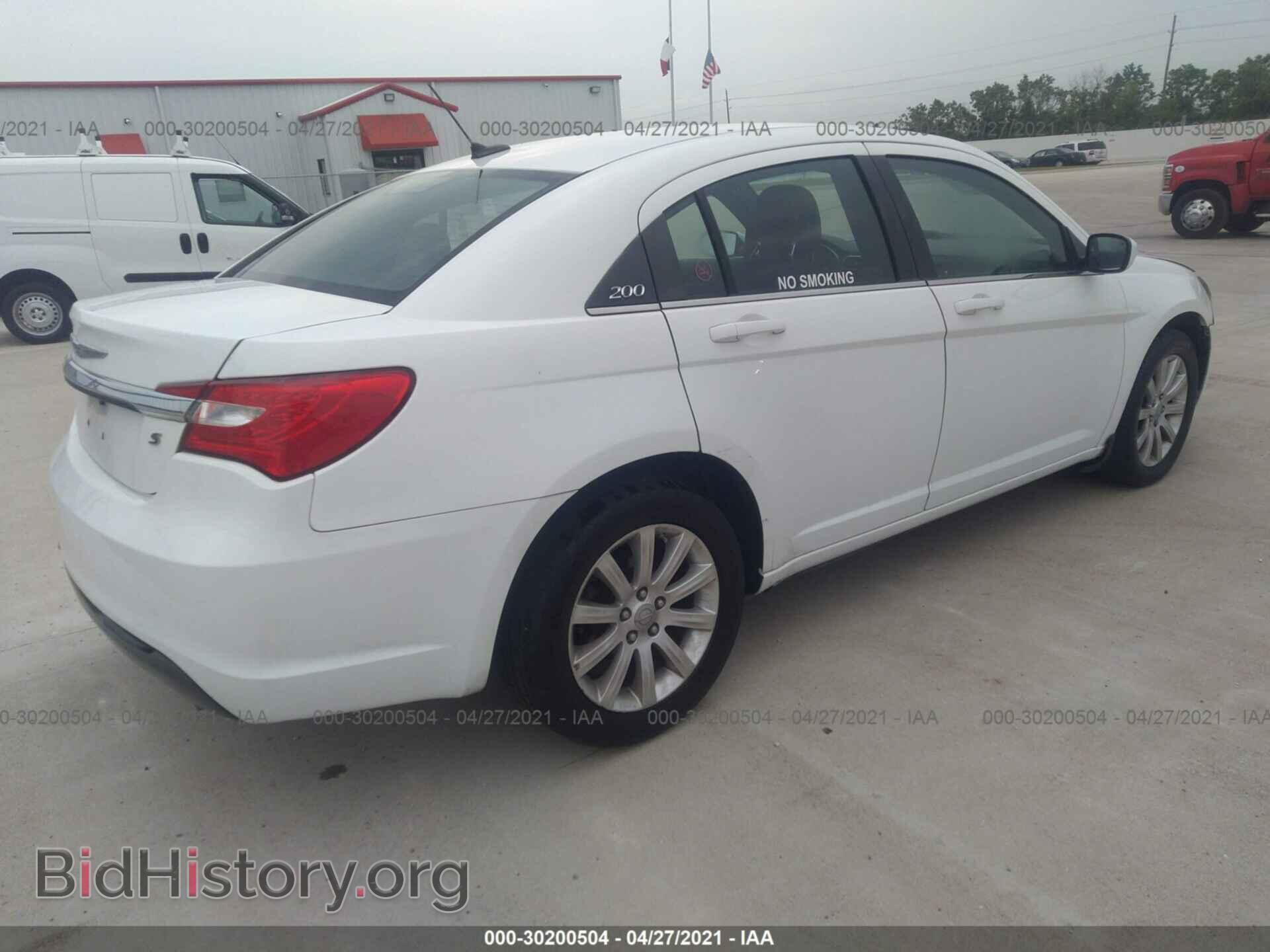 2013 CHRYSLER 200 - VIN: 1C3CCBBB2DN575356 - Фото 4
