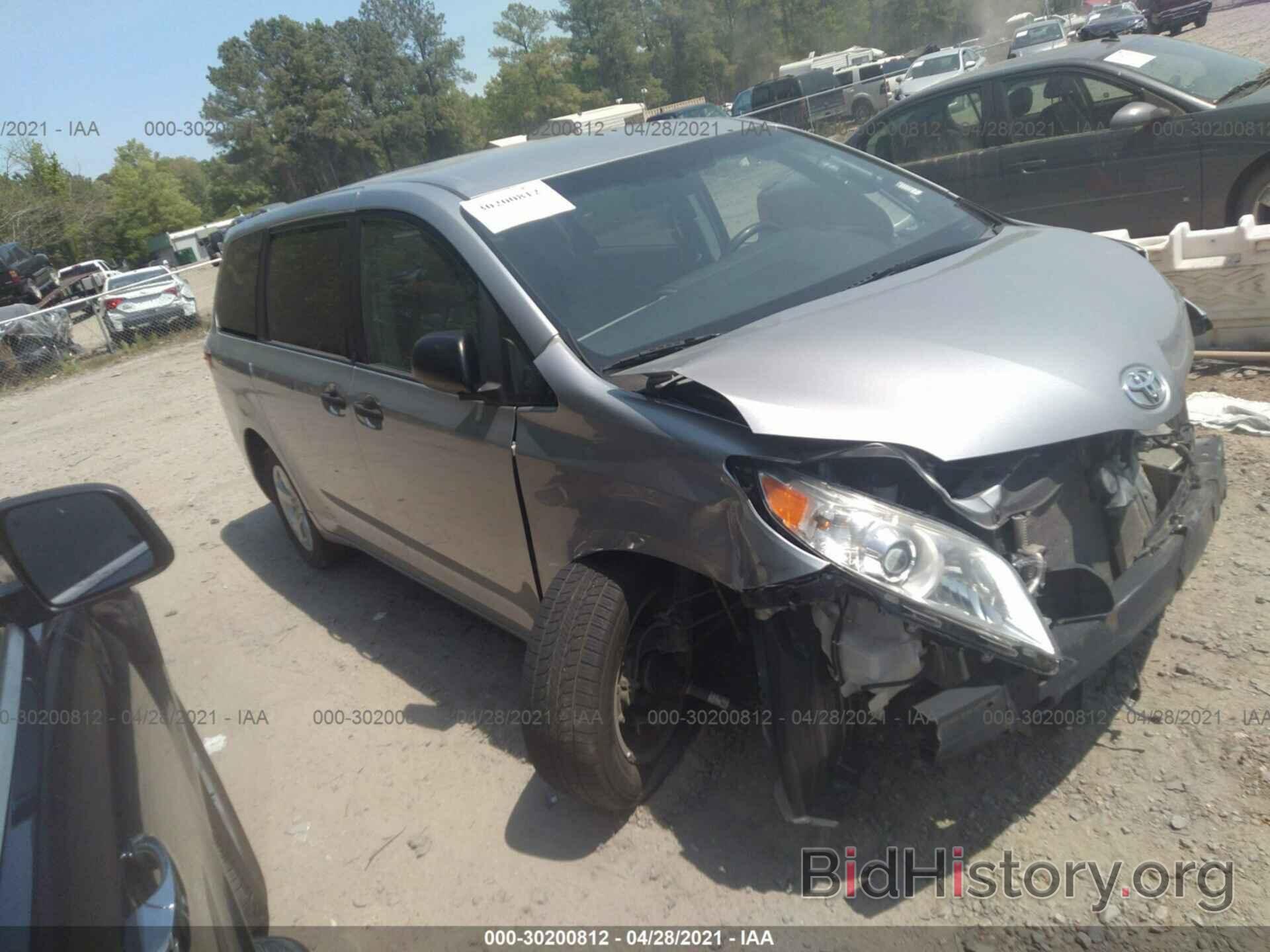 Photo 5TDZK3DC8GS707183 - TOYOTA SIENNA 2016