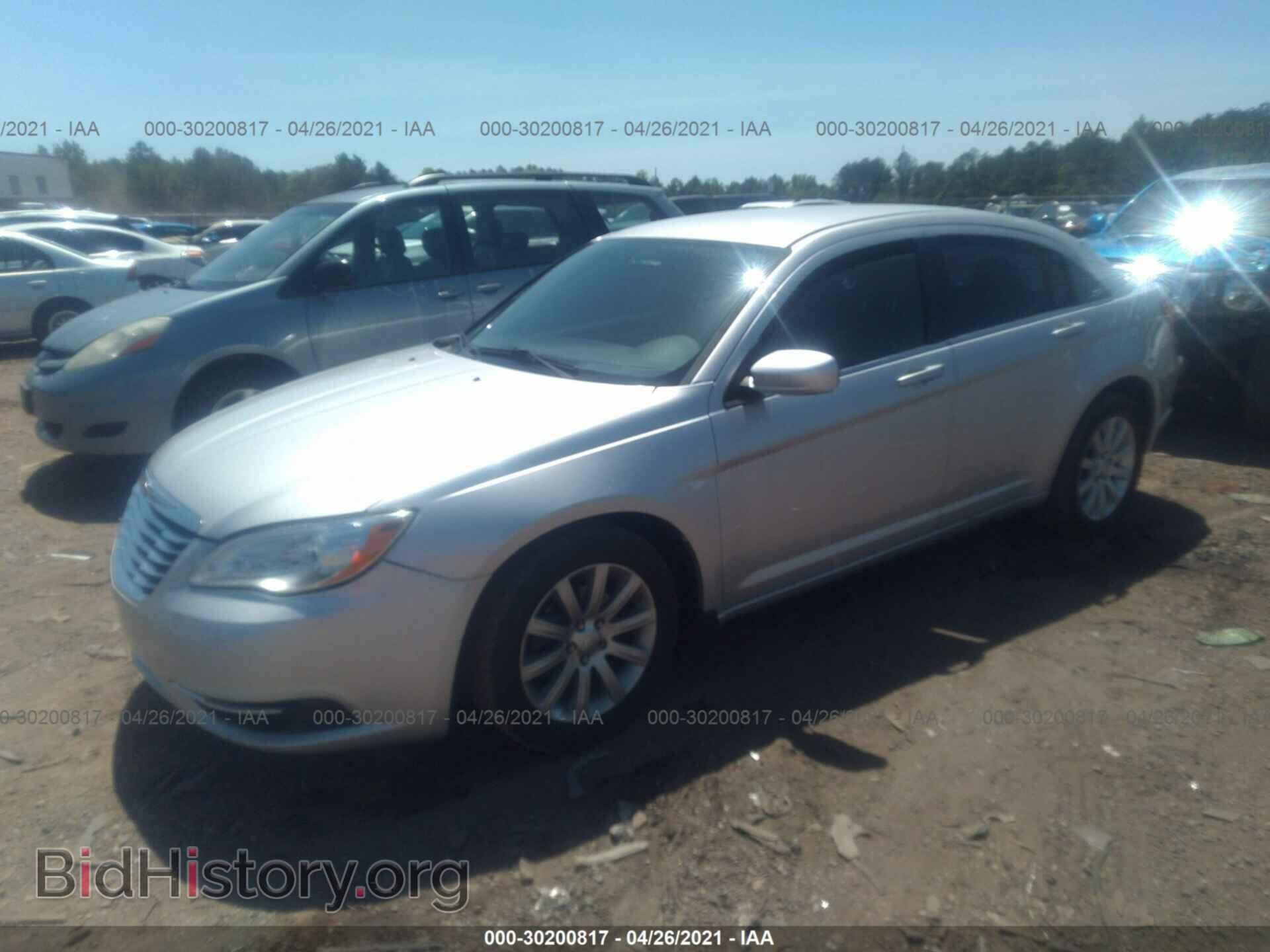 2012 CHRYSLER 200 - VIN: 1C3CCBBB3CN118067 - Photo 2