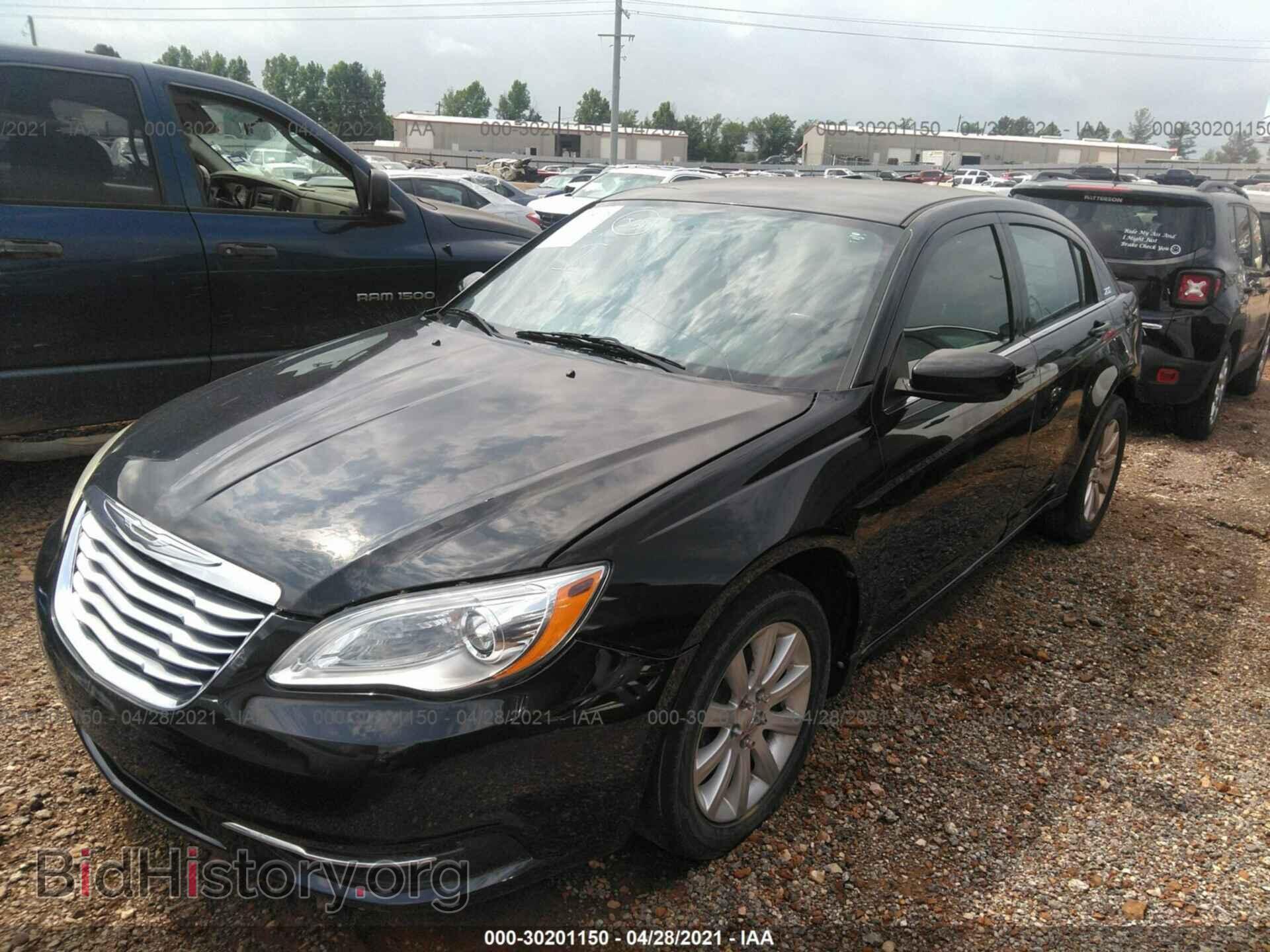 2012 CHRYSLER 200 - VIN: 1C3CCBBB1CN152265 - Фото 2