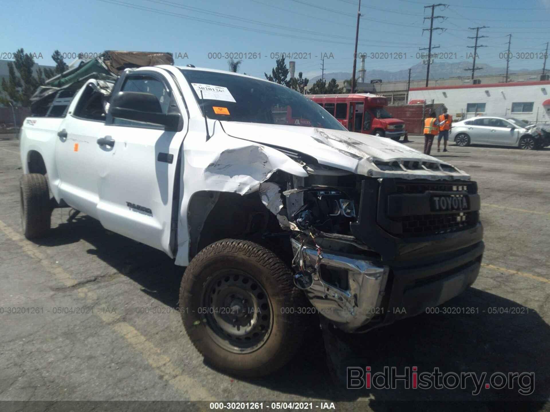 Photo 5TFDY5F11HX656167 - TOYOTA TUNDRA 4WD 2017