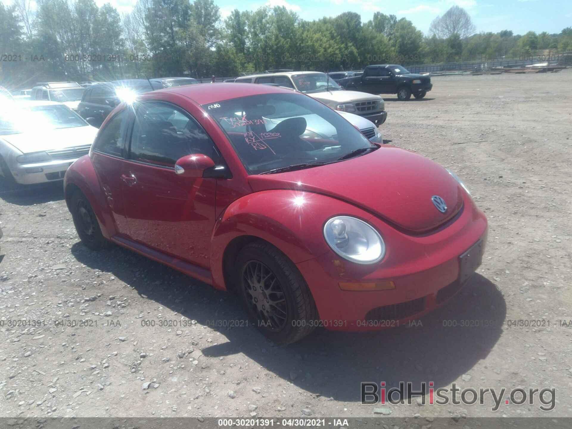 Photo 3VWPG3AG7AM009054 - VOLKSWAGEN NEW BEETLE COUPE 2010