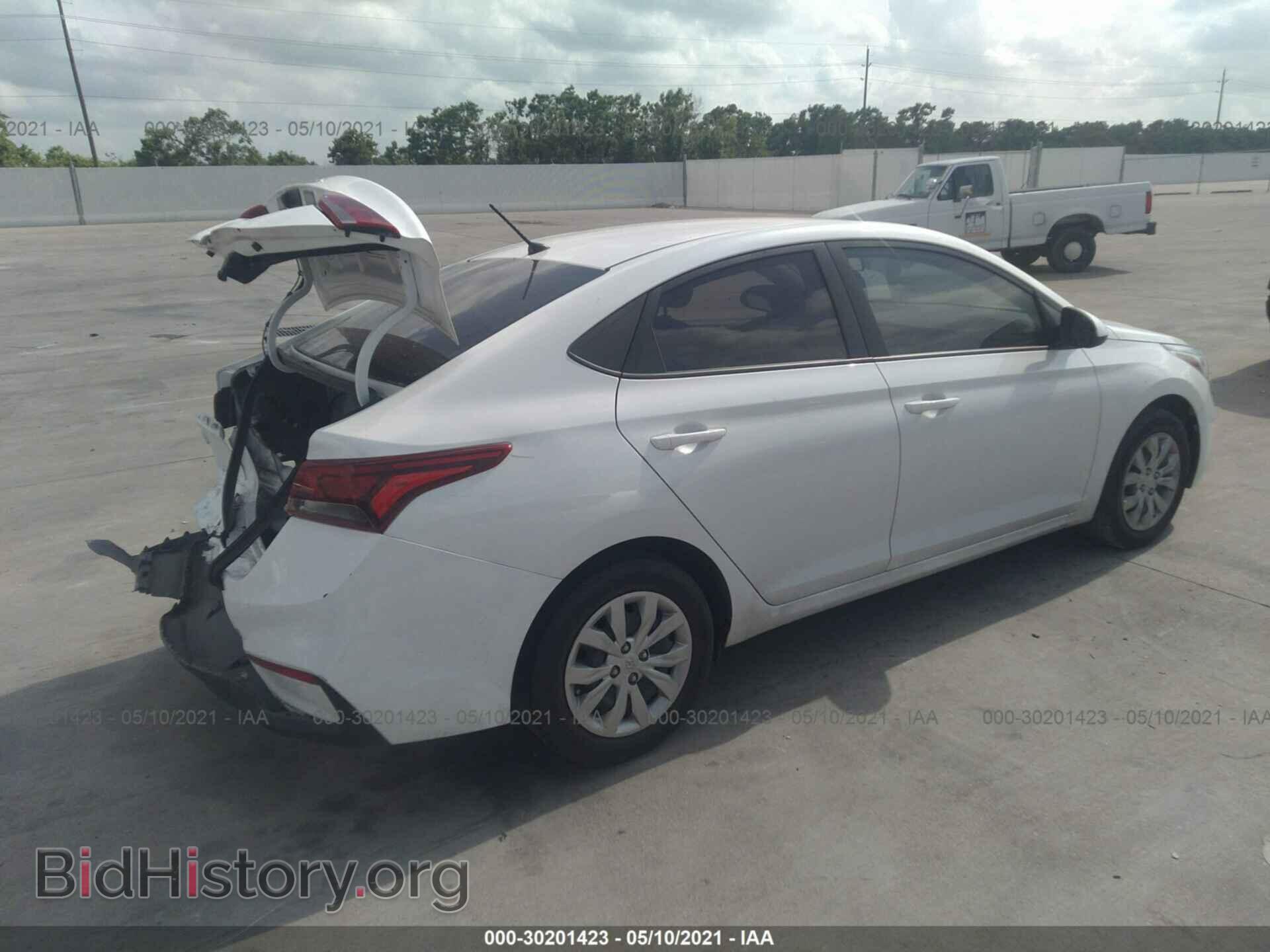 2019 HYUNDAI ACCENT - VIN: 3KPC24A3XKE049336 - Фото 4