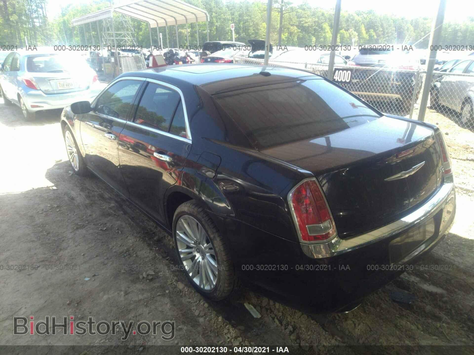 2011 CHRYSLER 300 - VIN: 2C3CA6CT4BH523575 - Фото 3
