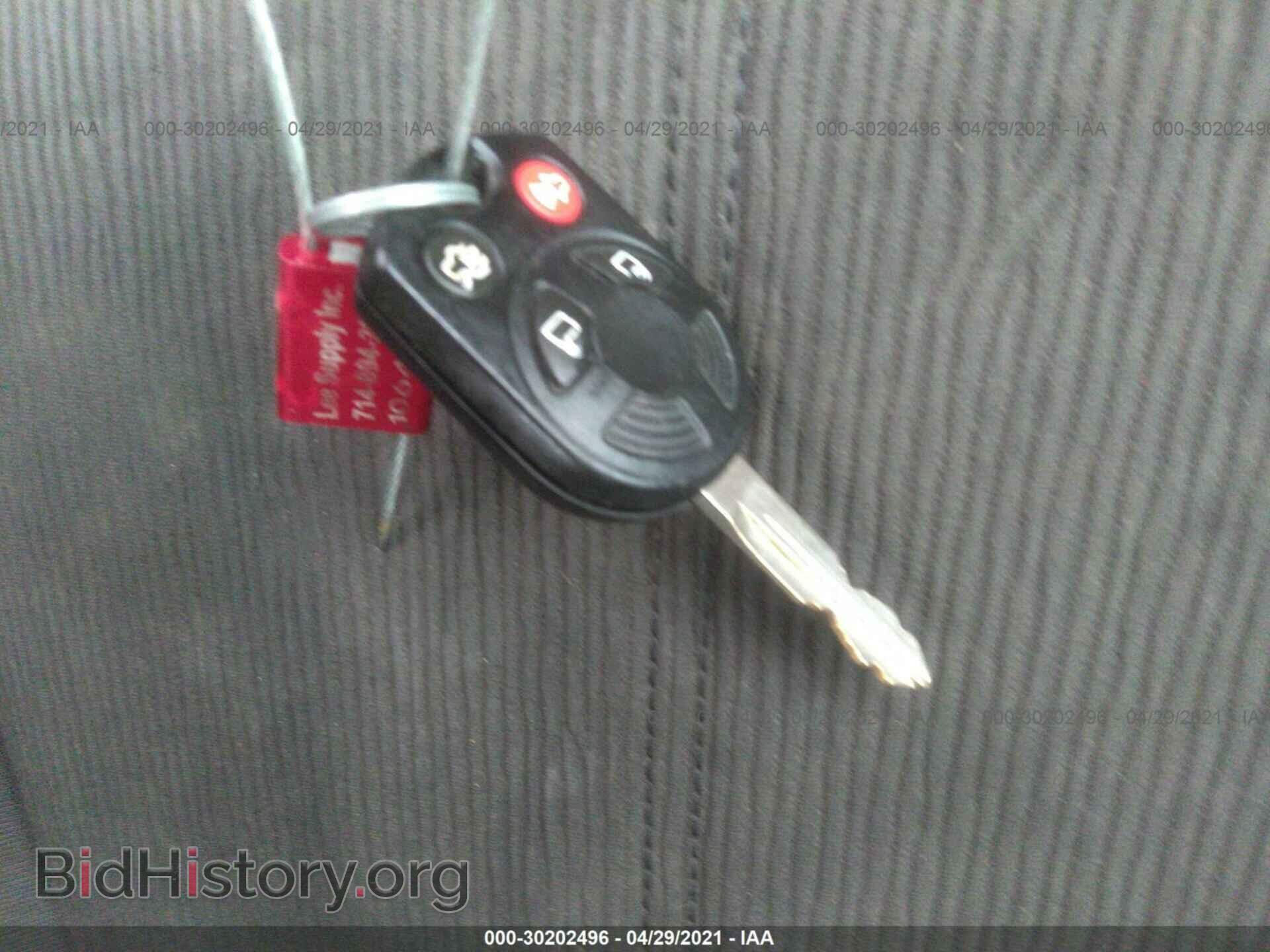 2011 MAZDA TRIBUTE - VIN: 4F2CY0C75BKM07236 - Фото 11