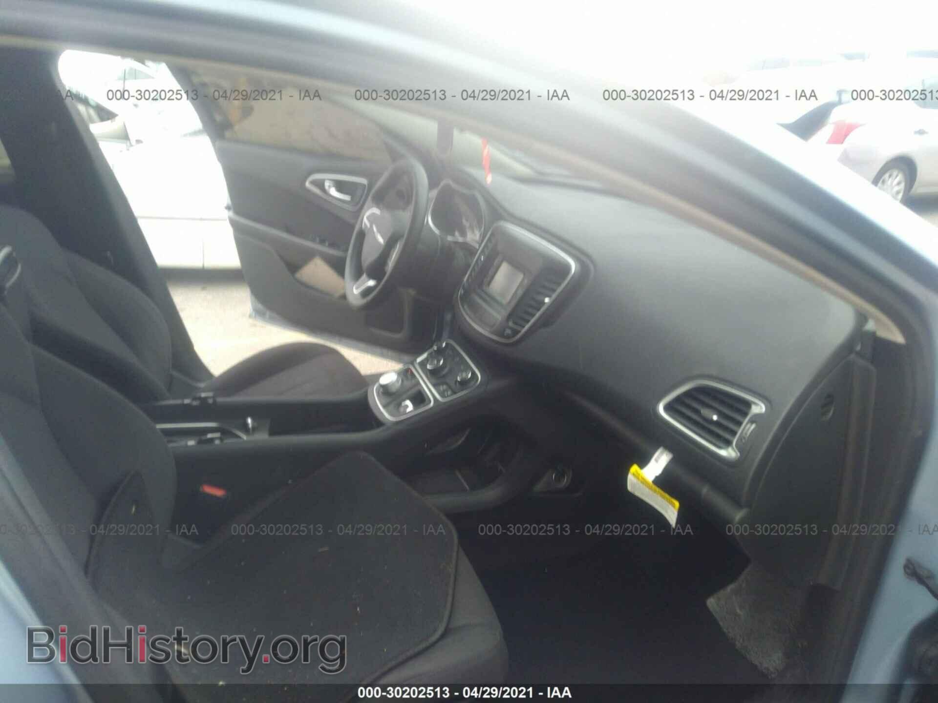 2015 CHRYSLER 200 - VIN: 1C3CCCABXFN655210 - Фото 5