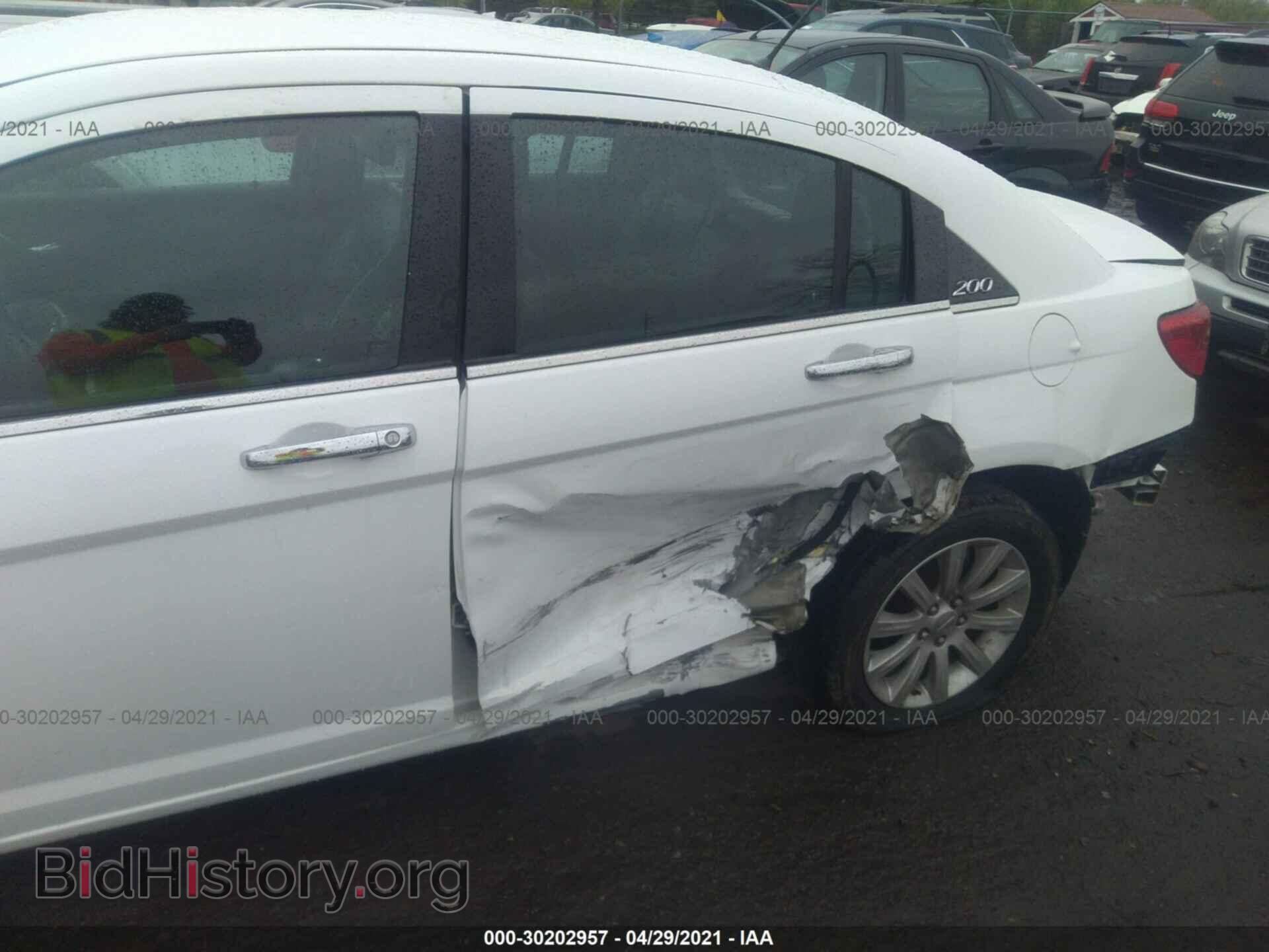 2014 CHRYSLER 200 - VIN: 1C3CCBCG4EN119922 - Фото 6