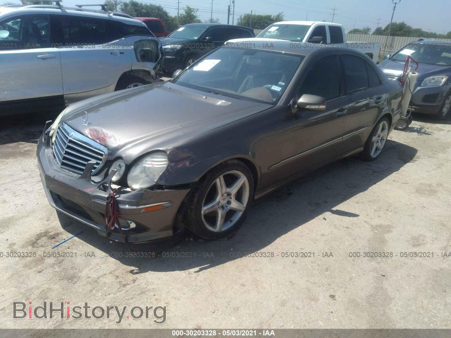 2009 MERCEDES-BENZ E-CLASS - VIN: WDBUF56XX9B375007 - Фото 2