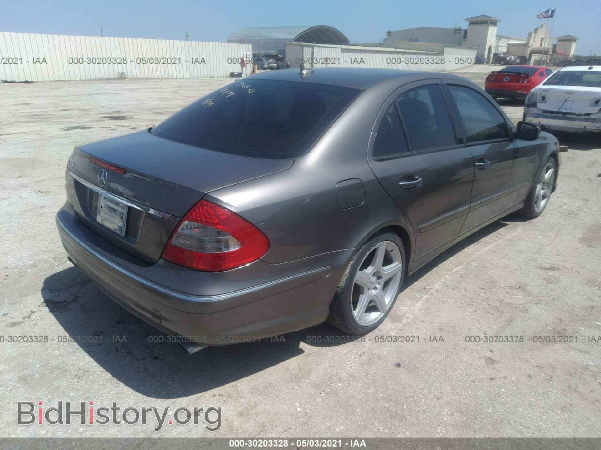 2009 MERCEDES-BENZ E-CLASS - VIN: WDBUF56XX9B375007 - Фото 4