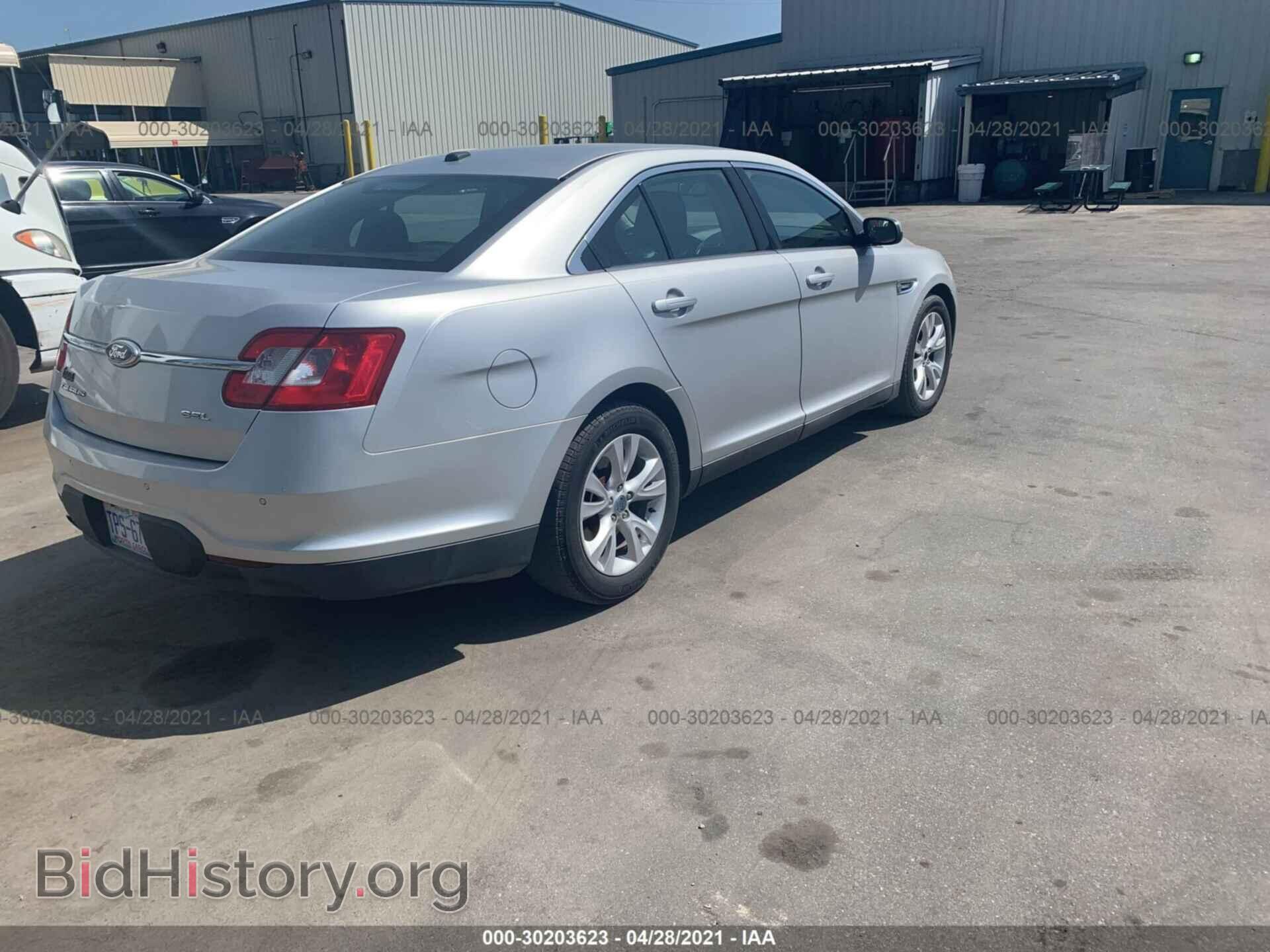 2011 FORD TAURUS - VIN: 1FAHP2EW1BG140212 - Photo 4
