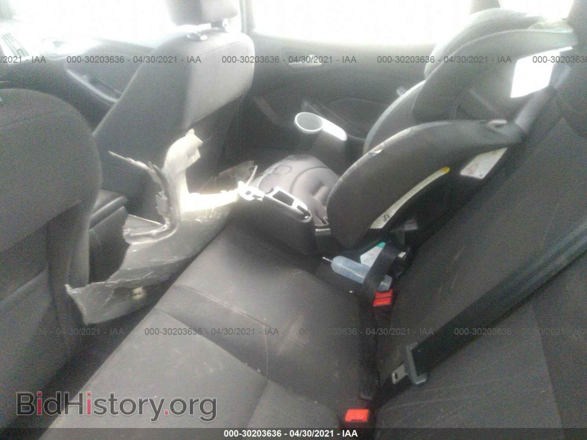 2016 FORD FOCUS - VIN: 1FADP3F28GL389198 - Фото 8