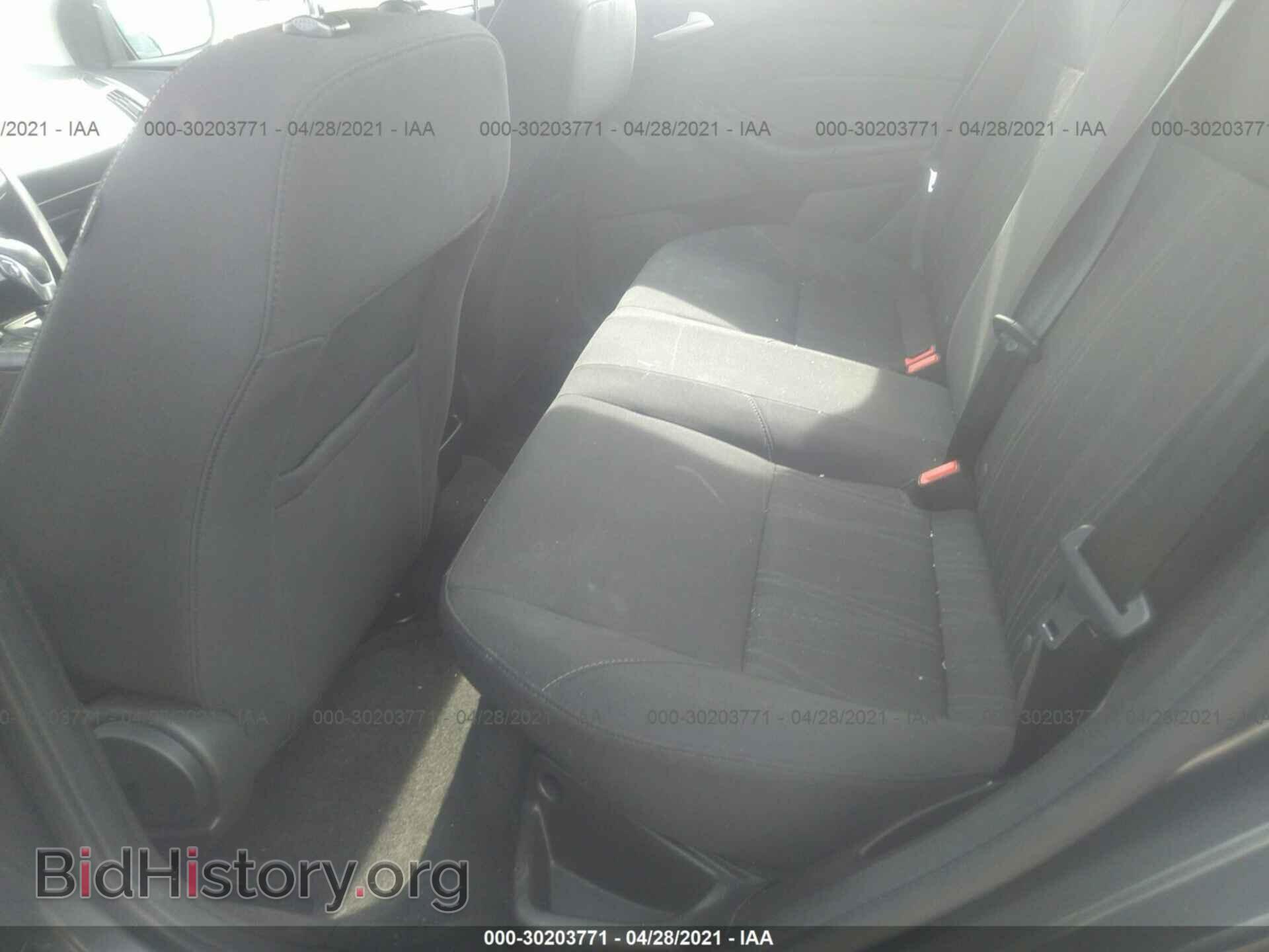 2016 FORD FOCUS - VIN: 1FADP3F26GL325693 - Photo 8