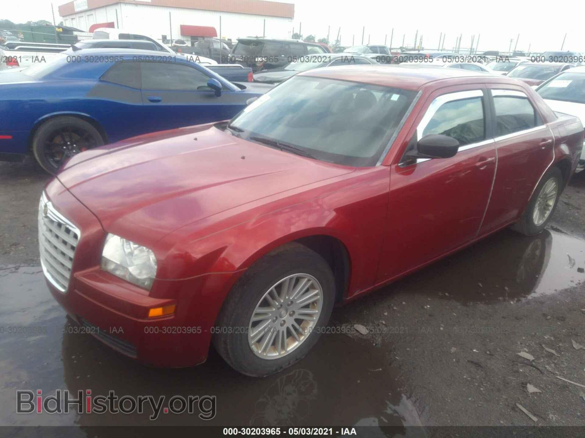 2009 CHRYSLER 300 - VIN: 2C3KA43D99H512249 - Photo 2