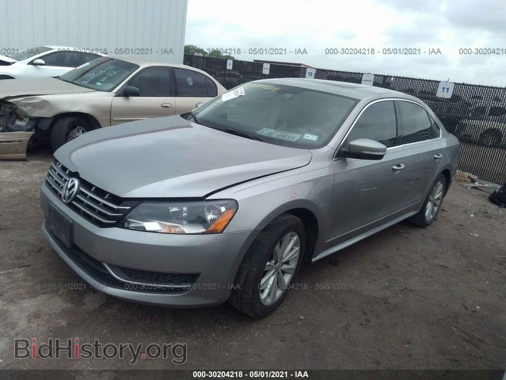 2013 VOLKSWAGEN PASSAT - VIN: 1VWCH7A32DC005418 - Фото 2