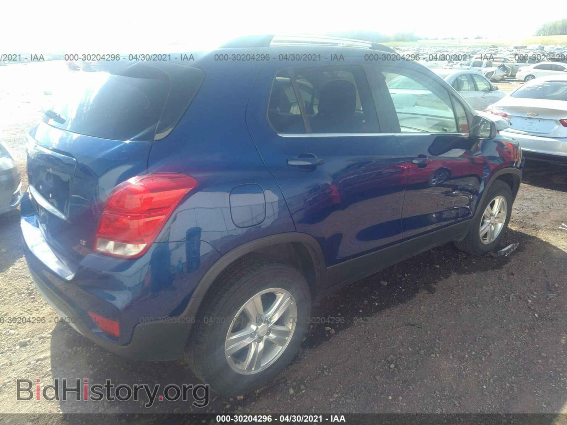 2017 CHEVROLET TRAX - VIN: 3GNCJPSB4HL151530 - Фото 4