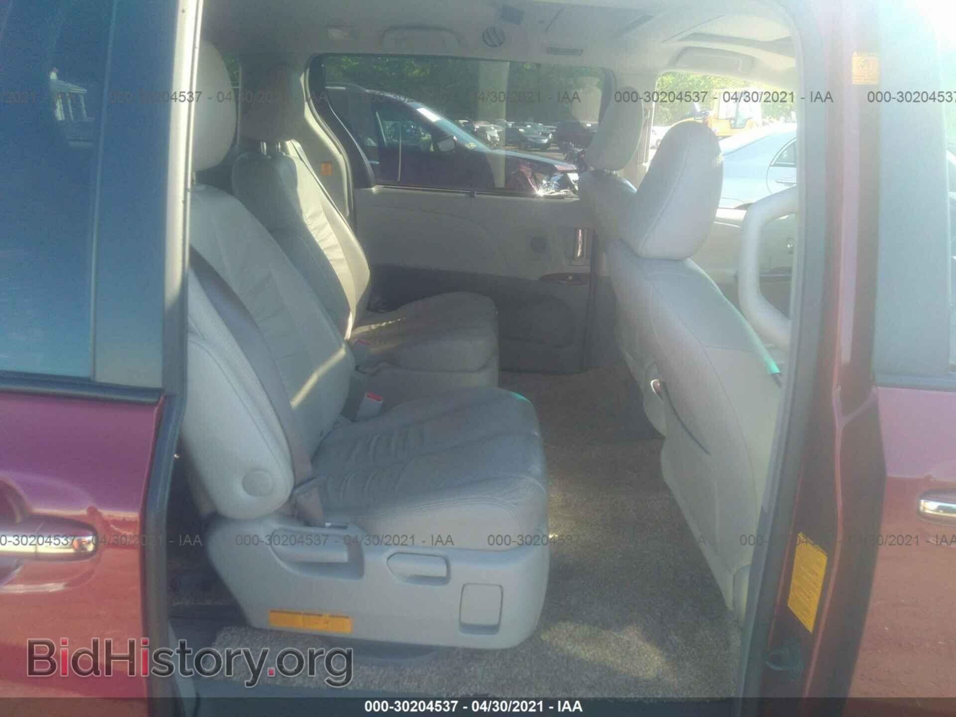2011 TOYOTA SIENNA - VIN: 5TDDK3DC5BS021069 - Фото 8