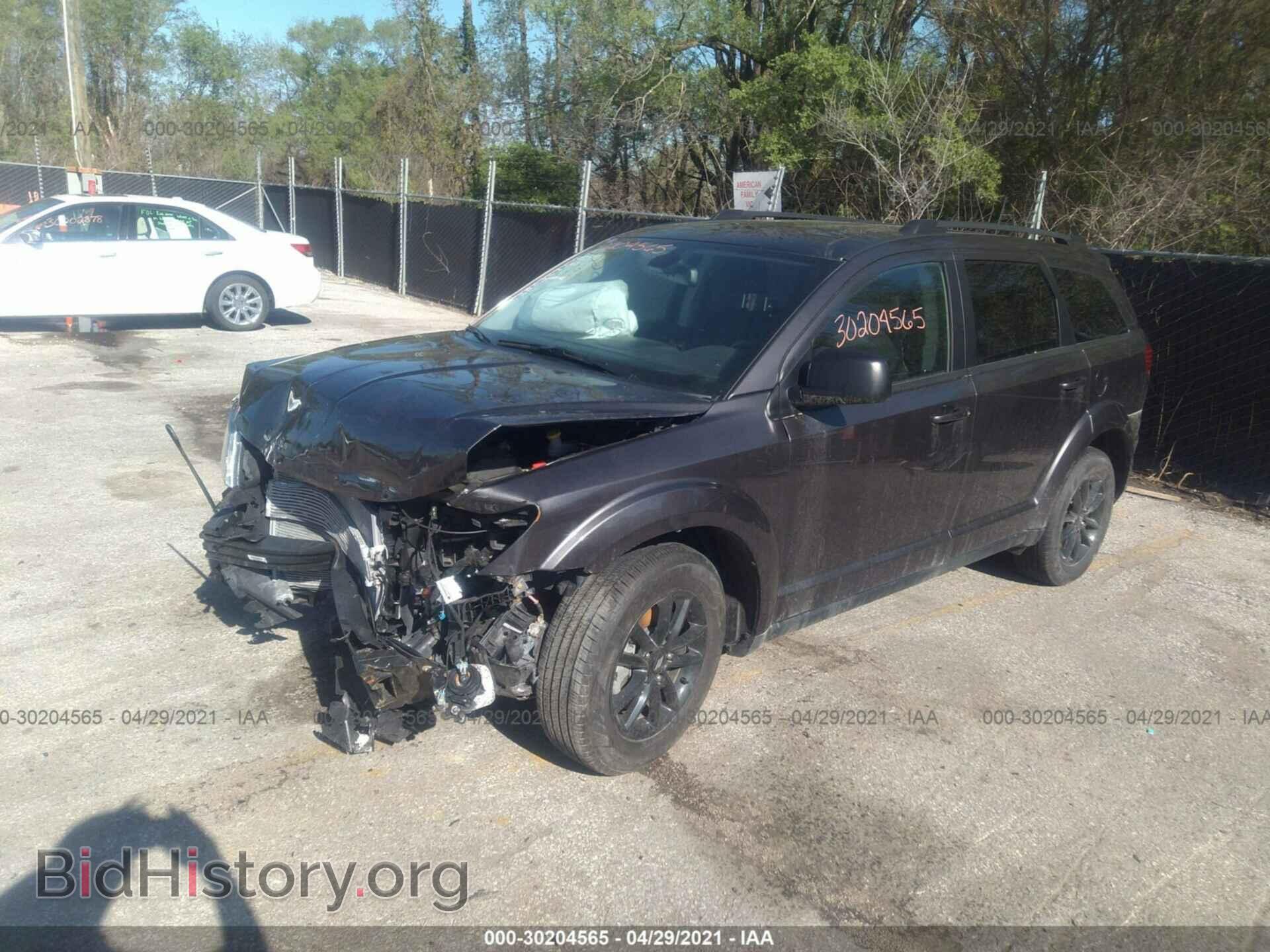 2020 DODGE JOURNEY - VIN: 3C4PDCAB1LT275470 - Photo 2