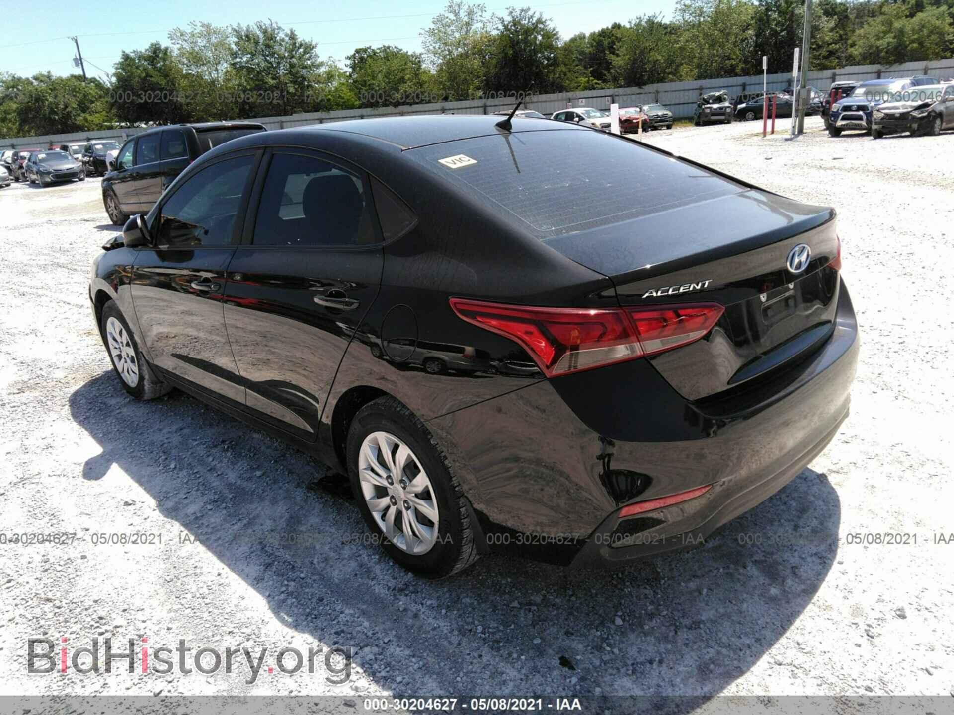2018 HYUNDAI ACCENT - VIN: 3KPC24A37JE037143 - Фото 3