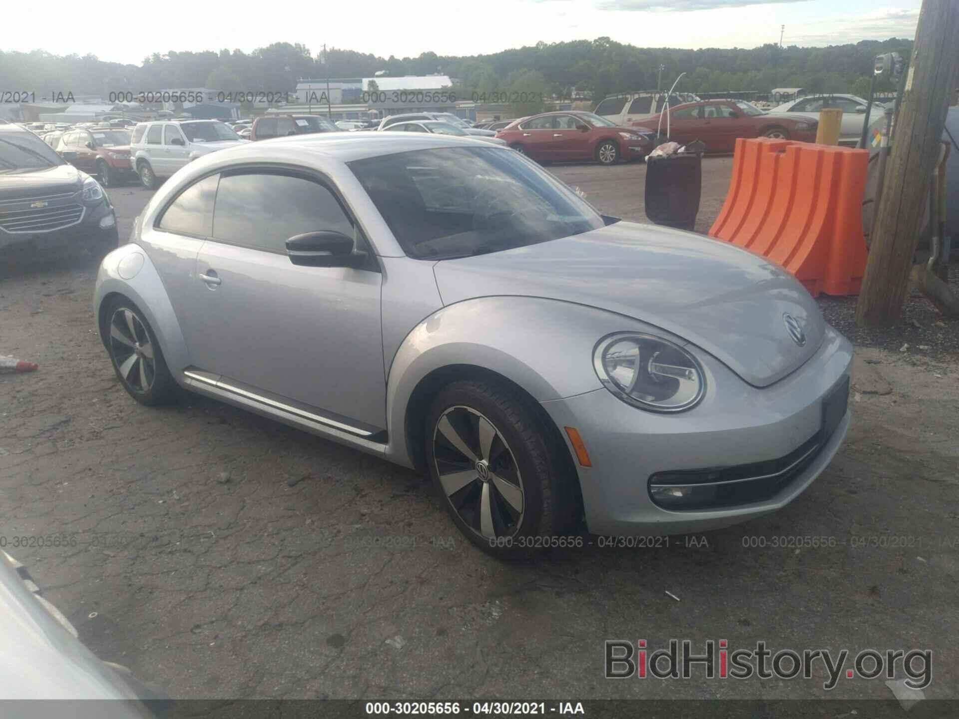 Photo 3VWVA7AT8DM614685 - VOLKSWAGEN BEETLE COUPE 2013