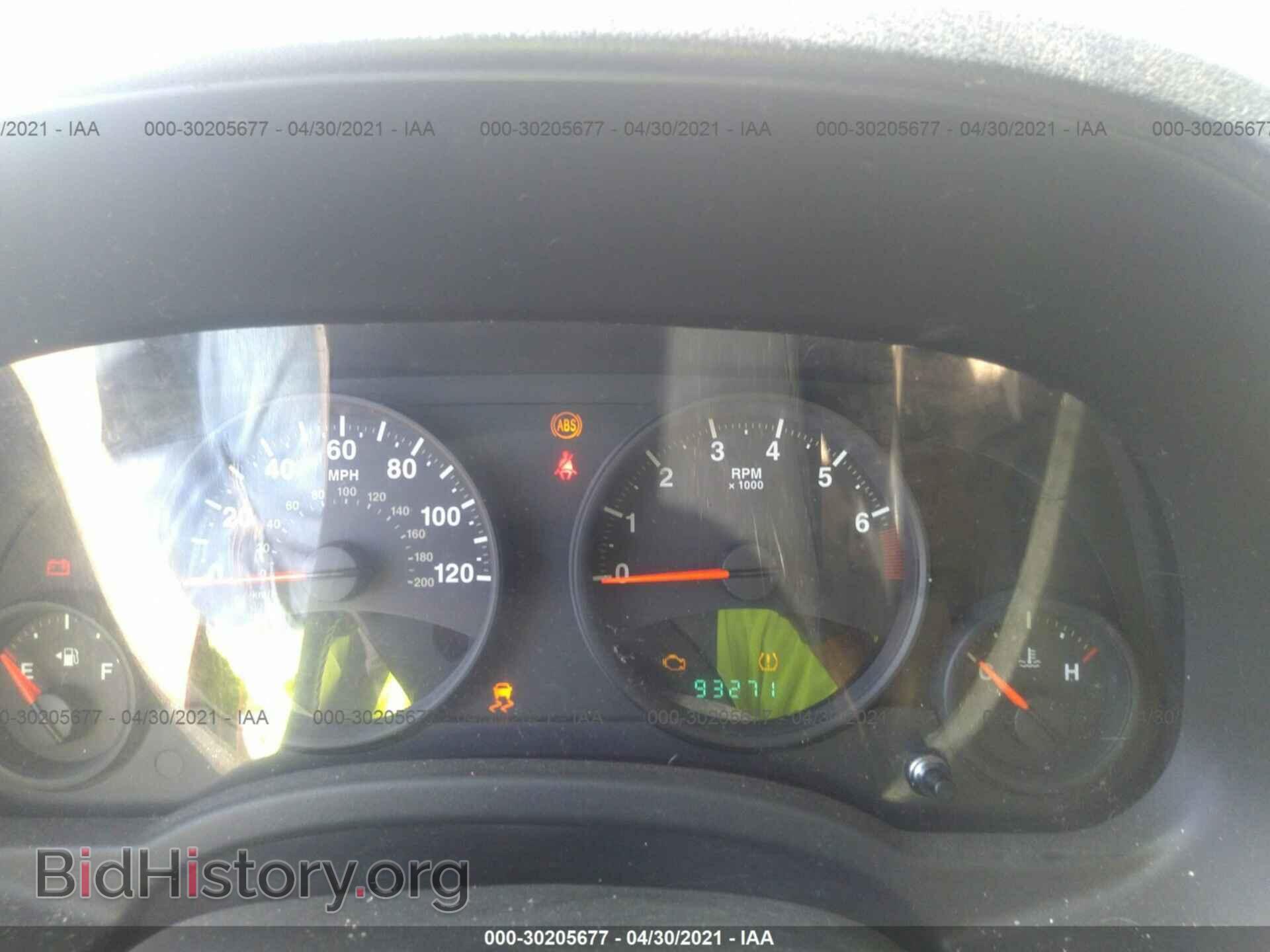 2012 JEEP COMPASS - VIN: 1C4NJDEBXCD599412 - Photo 7