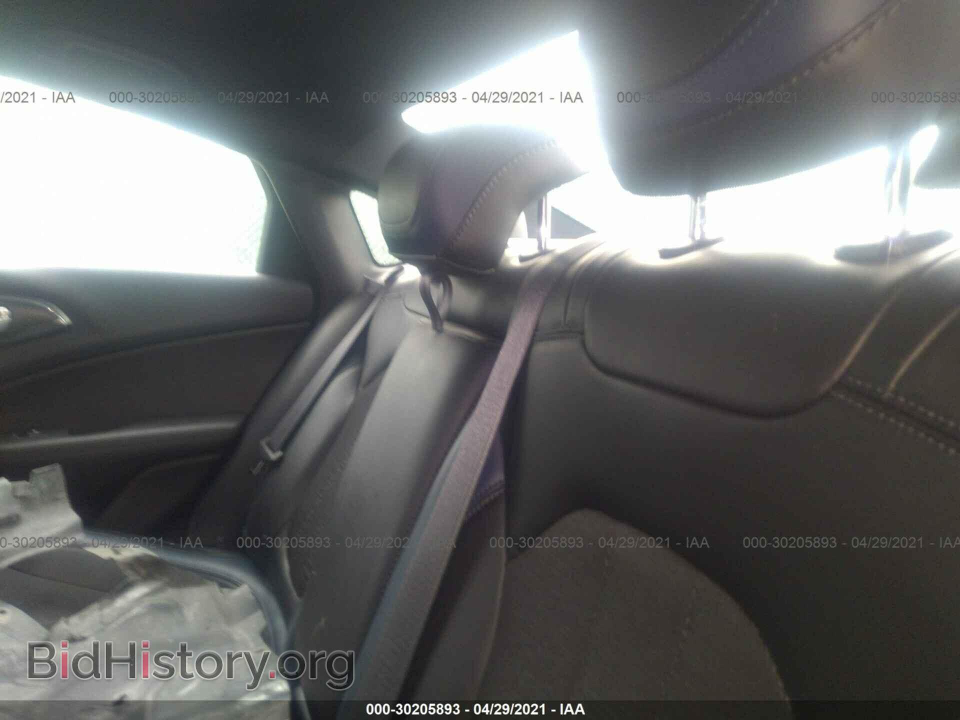 2016 CHRYSLER 200 - VIN: 1C3CCCBB2GN162914 - Фото 8