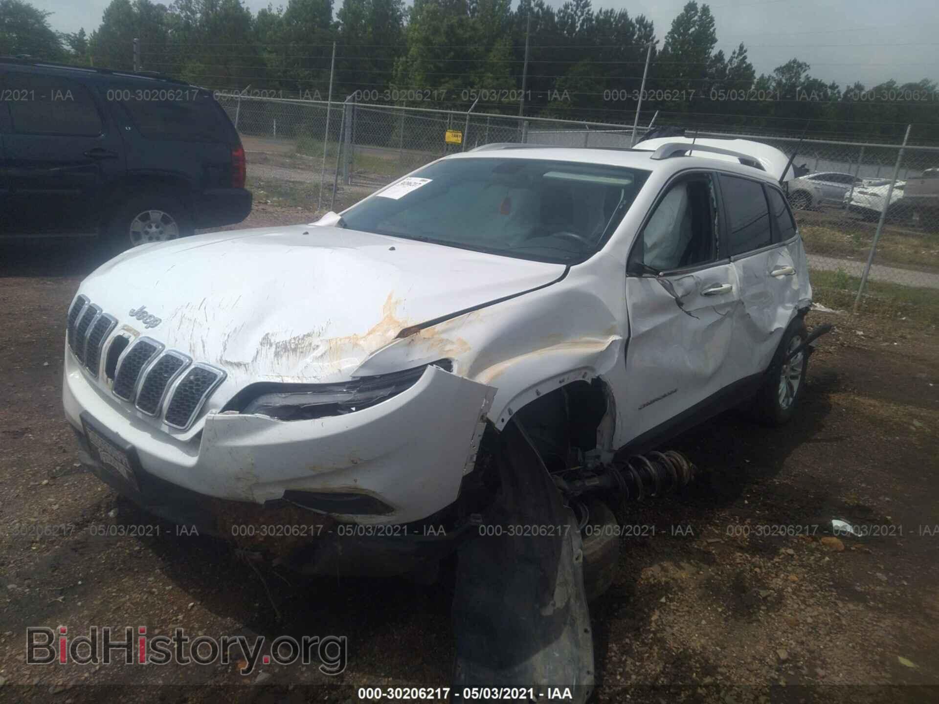 2019 JEEP CHEROKEE - VIN: 1C4PJLCB6KD223357 - Фото 2