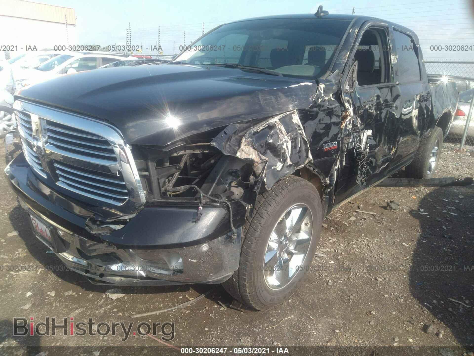 2017 RAM 1500 - VIN: 3C6RR7LT0HG659741 - Фото 2