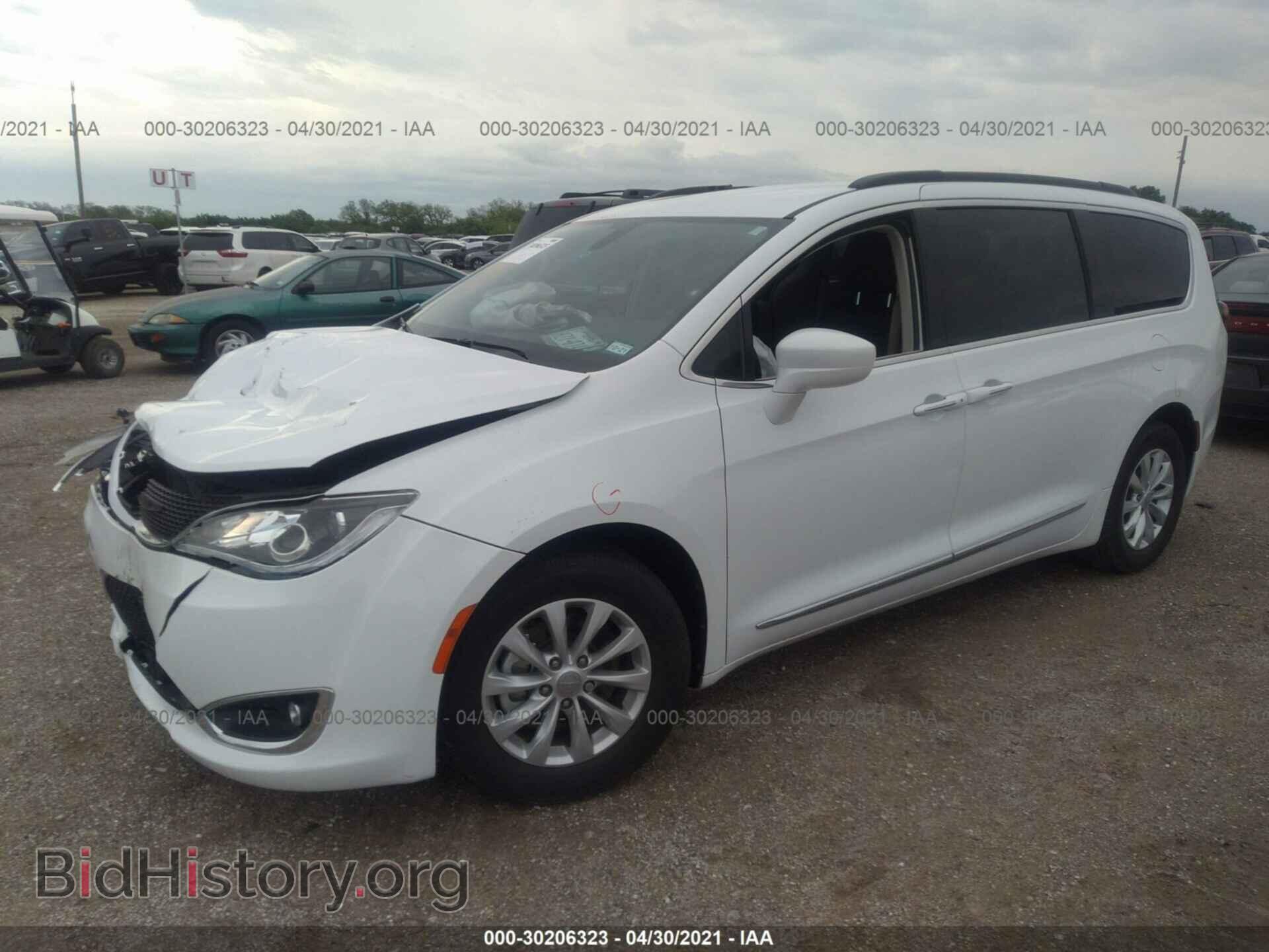2017 CHRYSLER PACIFICA - VIN: 2C4RC1BG2HR598964 - Фото 2