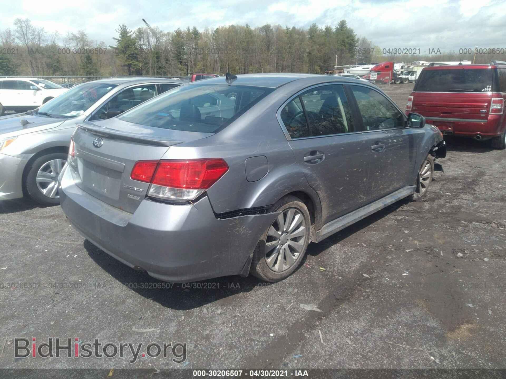 2011 SUBARU LEGACY - VIN: 4S3BMBK64B3224402 - Фото 4