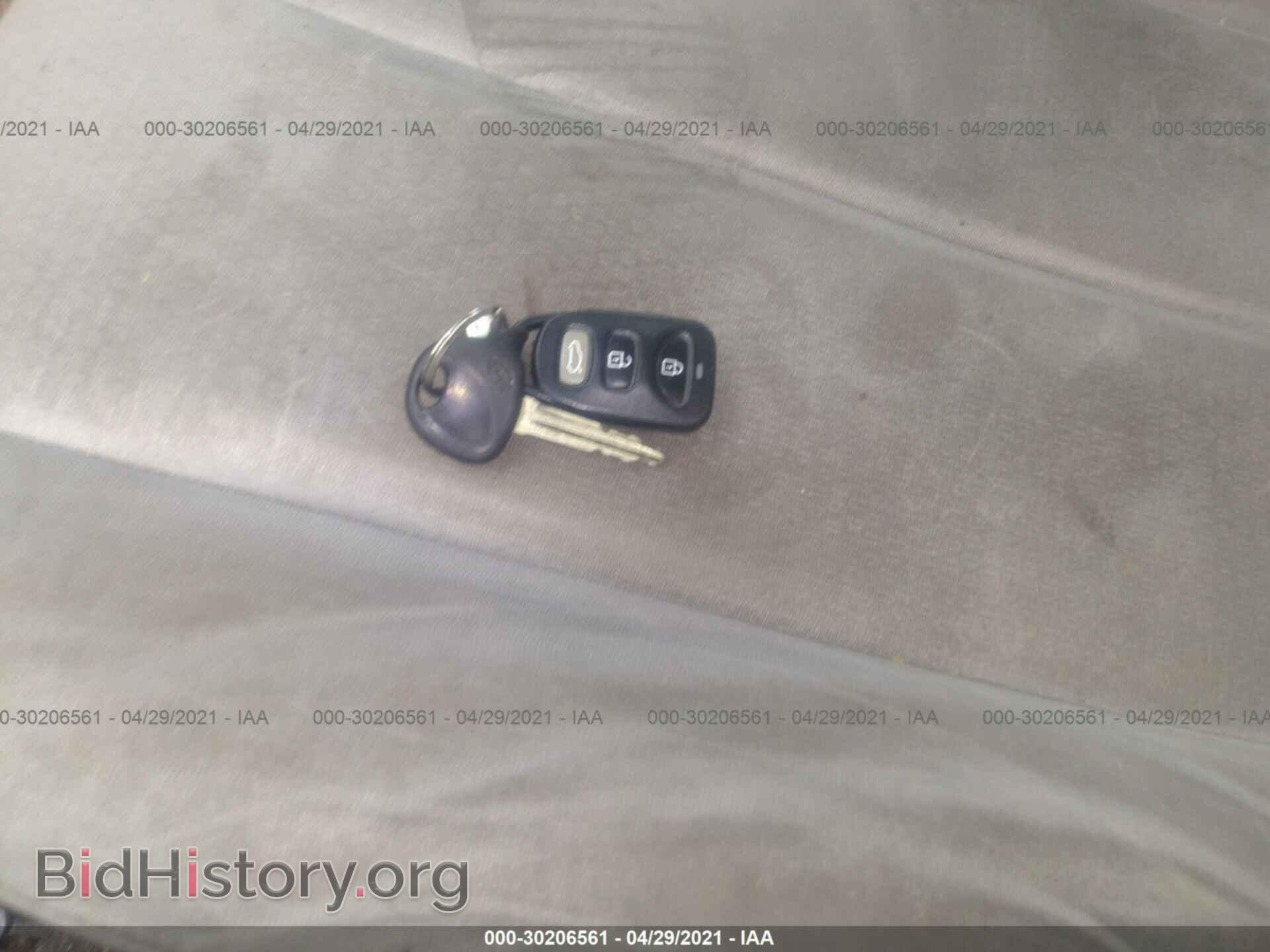 2008 HYUNDAI ELANTRA - VIN: KMHDU46D78U499032 - Фото 11