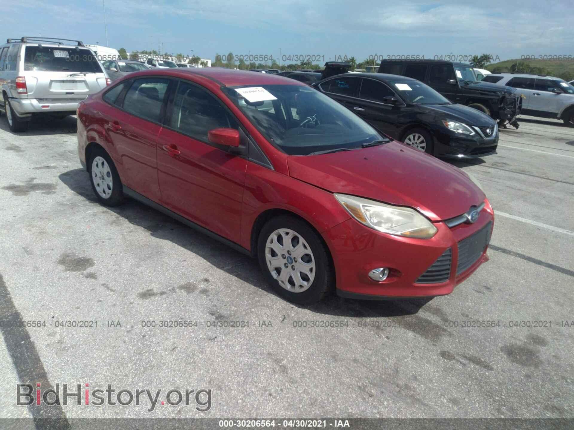 Photo 1FAHP3F28CL118007 - FORD FOCUS 2012